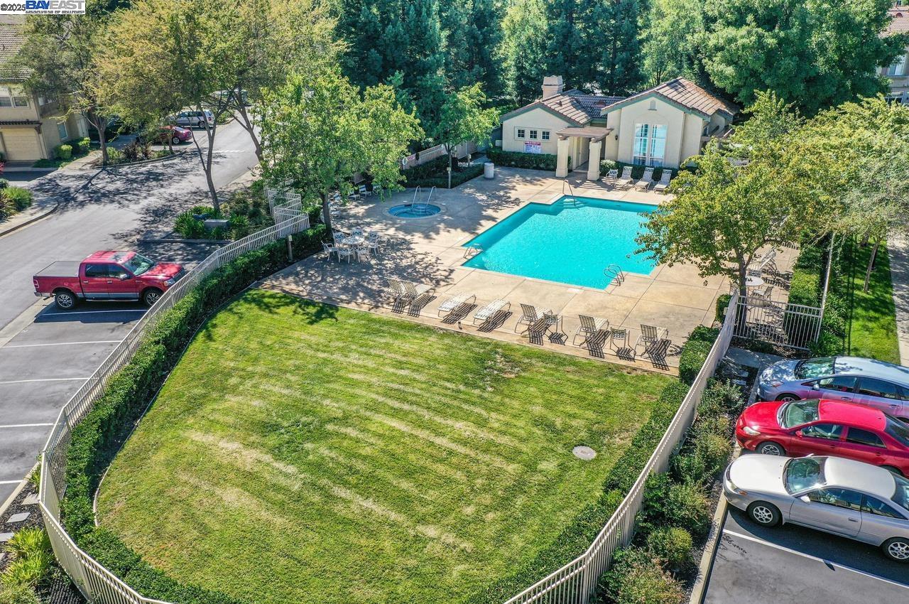 Detail Gallery Image 33 of 37 For 4181 Georgis Pl, Pleasanton,  CA 94588 - 2 Beds | 2 Baths
