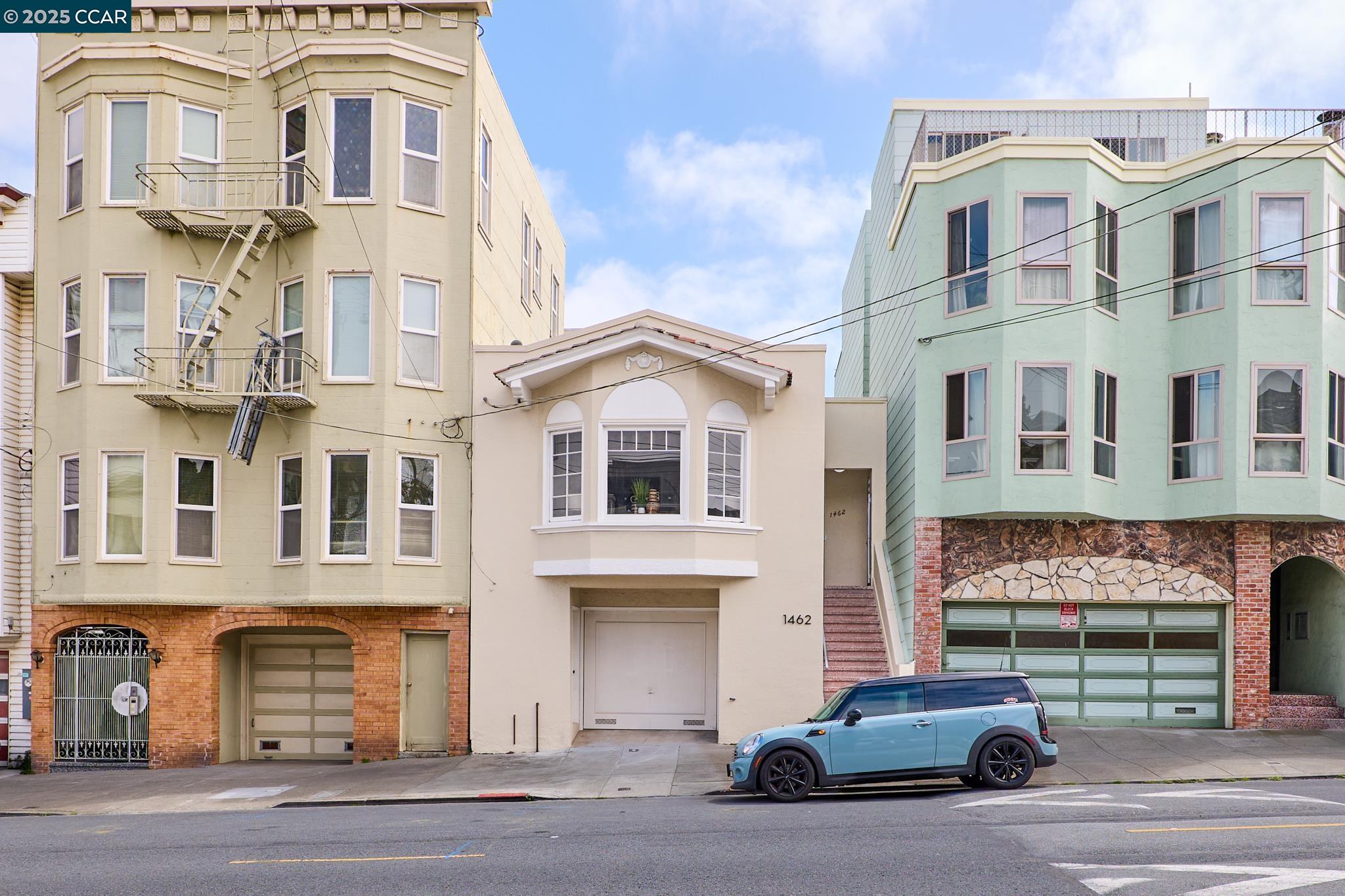 Detail Gallery Image 1 of 1 For 1462 20th Ave, San Francisco,  CA 94122 - 2 Beds | 1 Baths