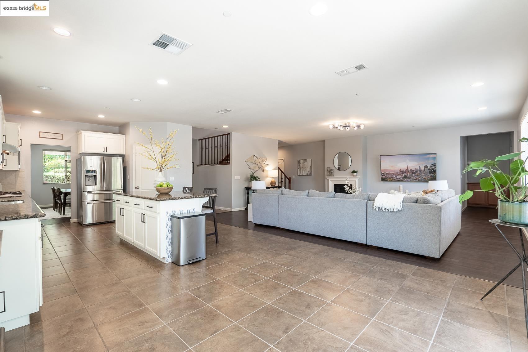 Detail Gallery Image 16 of 60 For 719 Monte Verde Ln, Brentwood,  CA 94513 - 5 Beds | 2/1 Baths