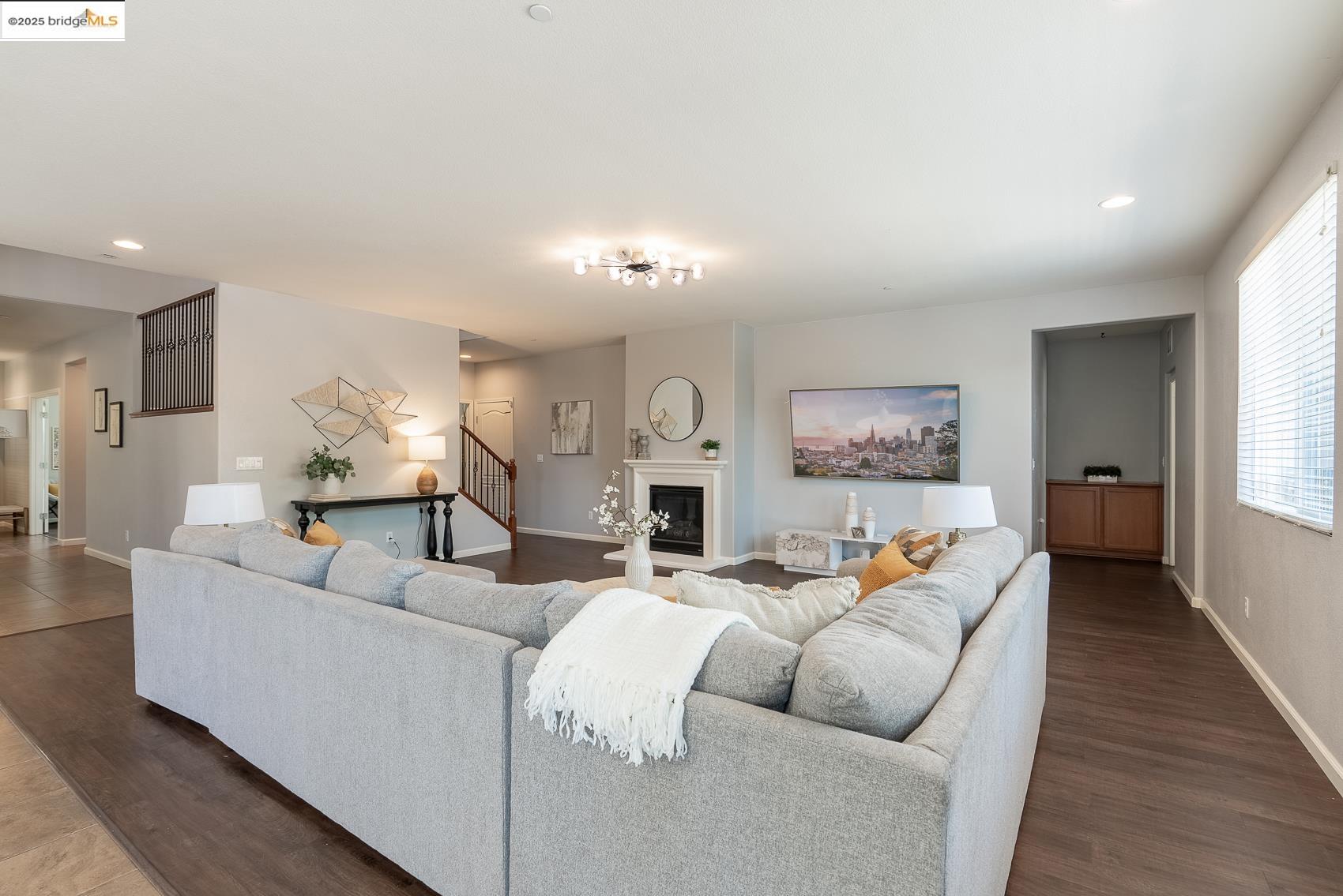Detail Gallery Image 17 of 60 For 719 Monte Verde Ln, Brentwood,  CA 94513 - 5 Beds | 2/1 Baths