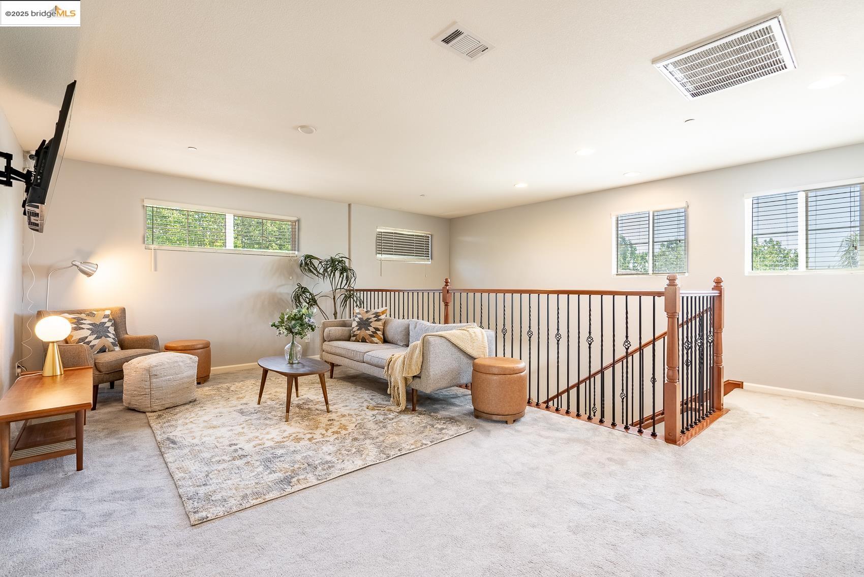 Detail Gallery Image 27 of 60 For 719 Monte Verde Ln, Brentwood,  CA 94513 - 5 Beds | 2/1 Baths