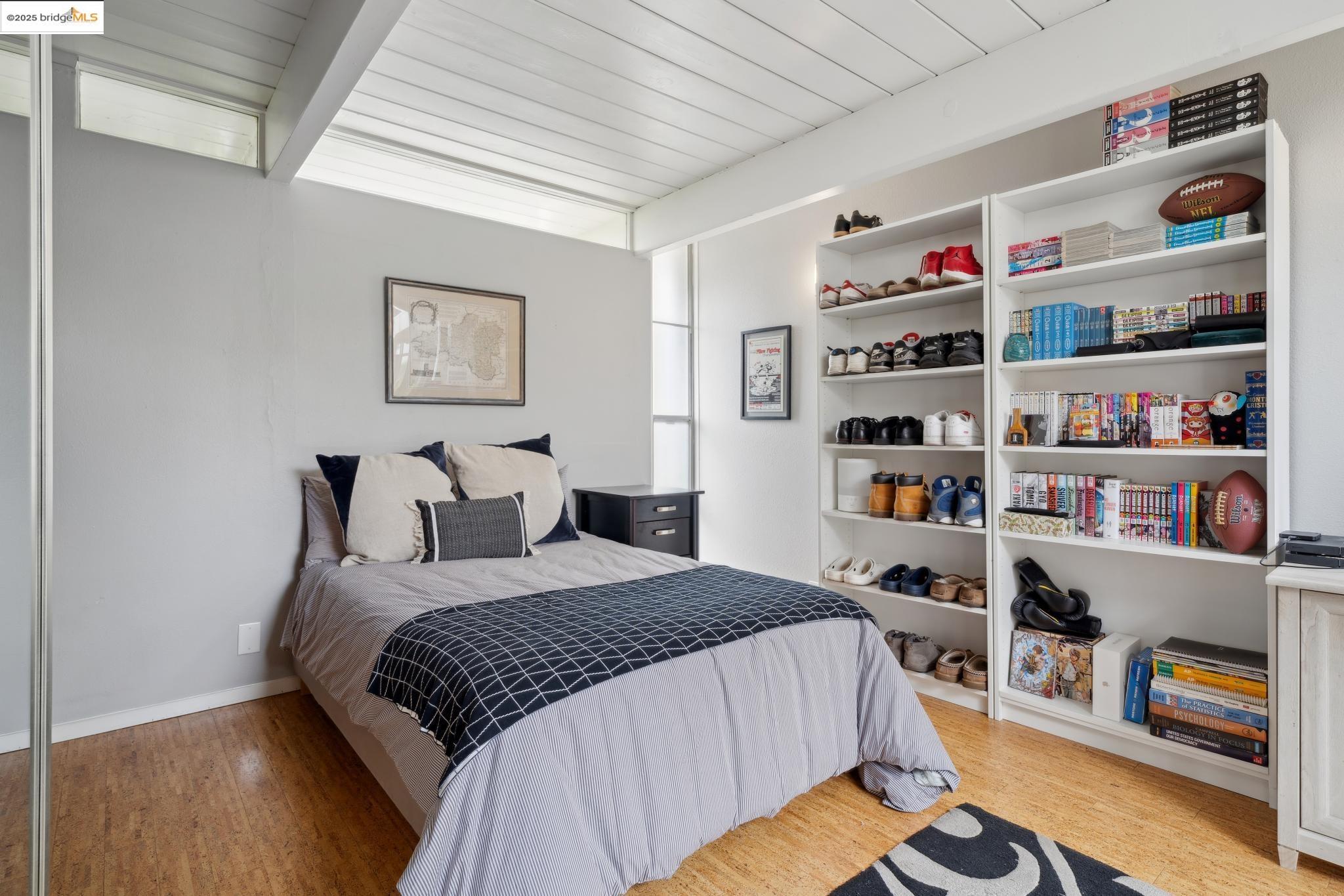 Detail Gallery Image 26 of 60 For 5345 Crown Ct, Castro Valley,  CA 94552 - 4 Beds | 2 Baths