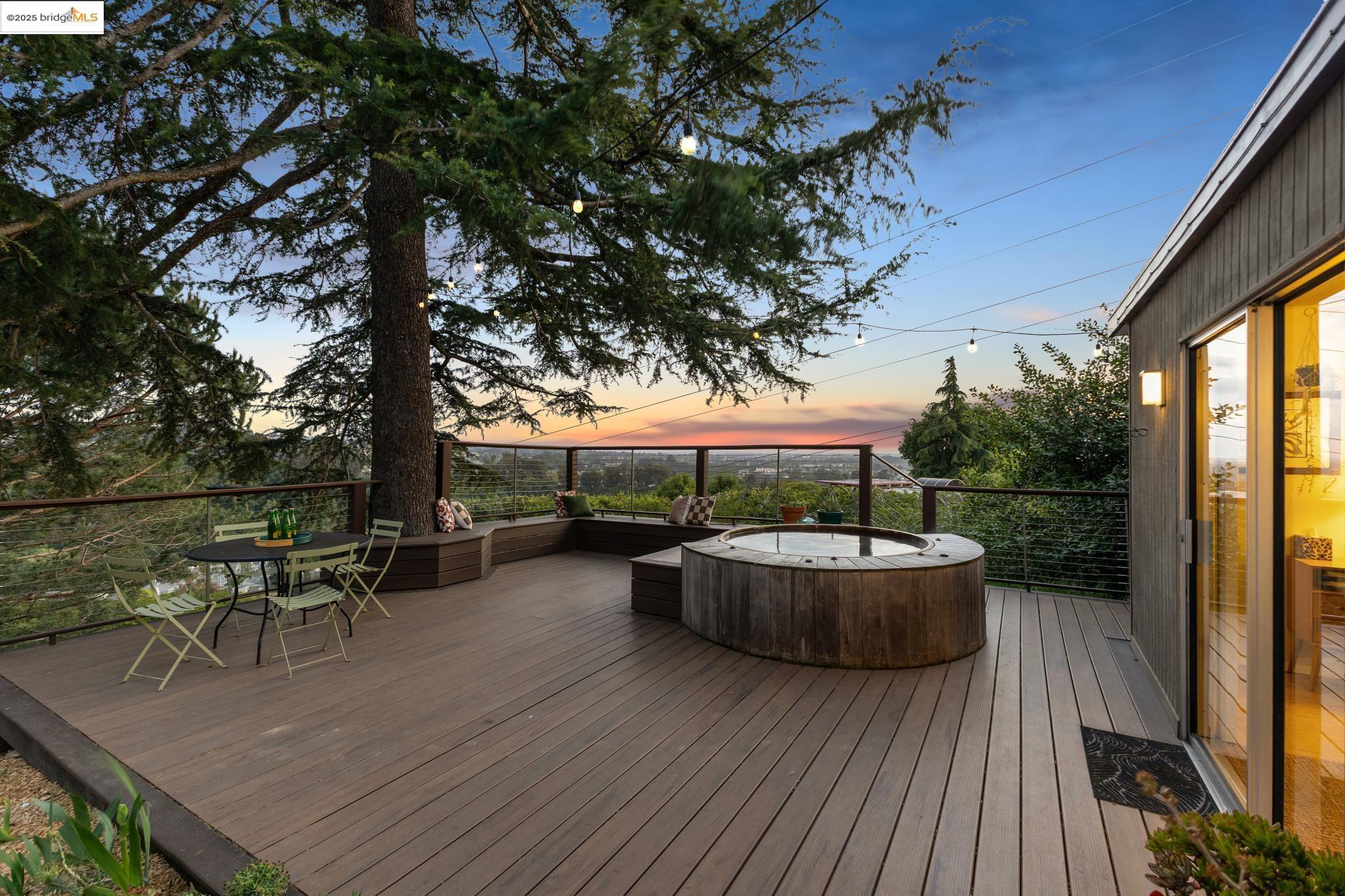 Detail Gallery Image 53 of 60 For 5345 Crown Ct, Castro Valley,  CA 94552 - 4 Beds | 2 Baths