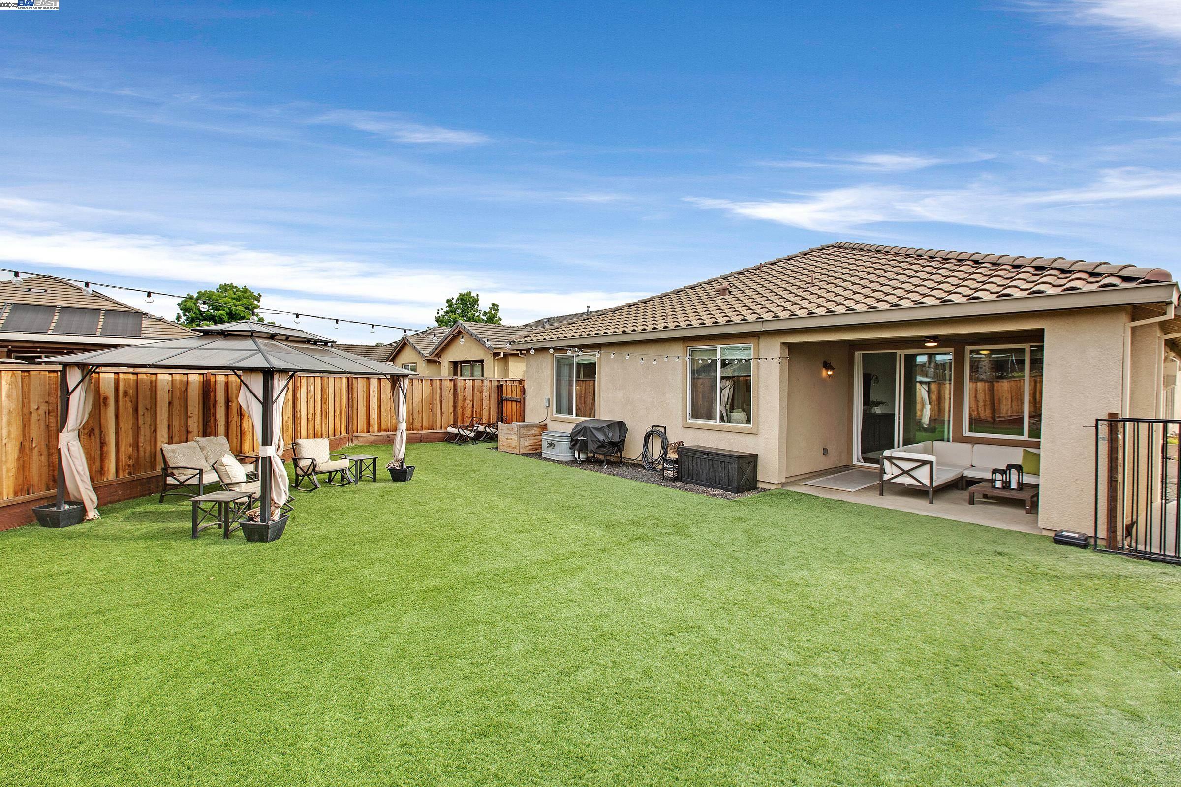 Detail Gallery Image 29 of 45 For 83 Outrigger Way, Discovery Bay,  CA 94505 - 4 Beds | 3 Baths