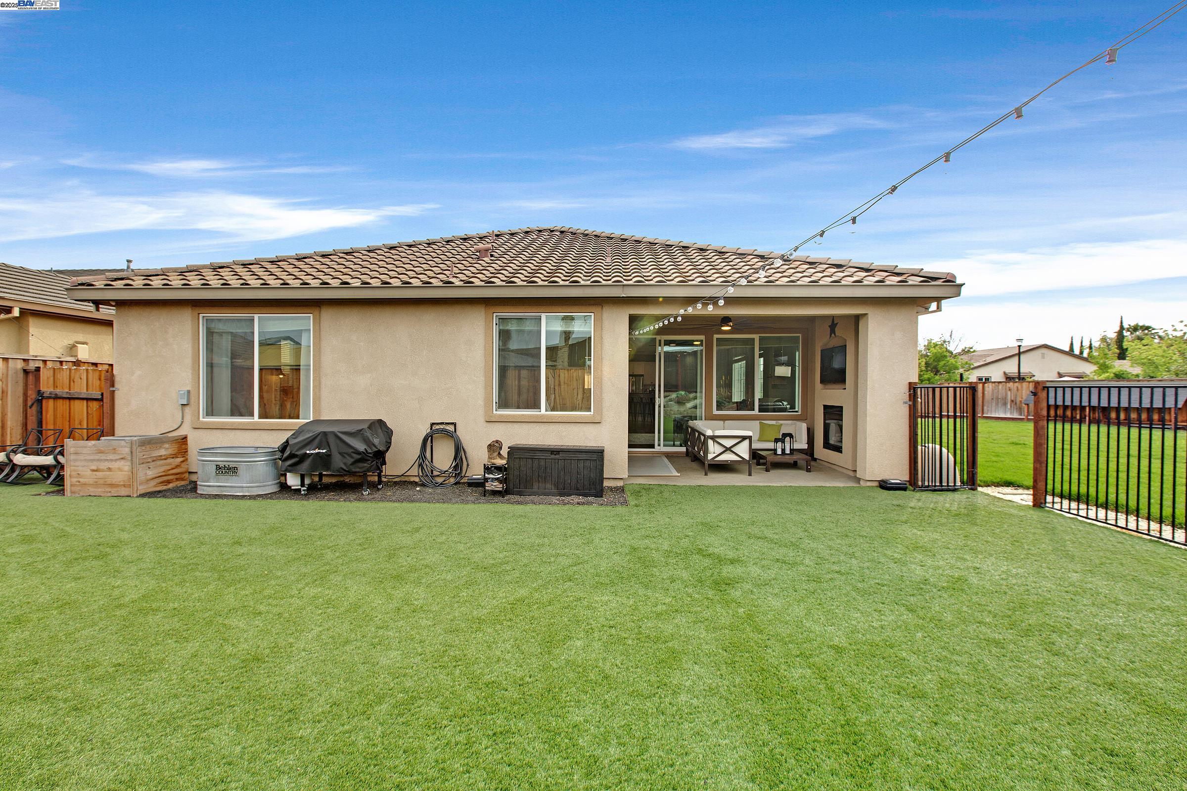 Detail Gallery Image 30 of 45 For 83 Outrigger Way, Discovery Bay,  CA 94505 - 4 Beds | 3 Baths