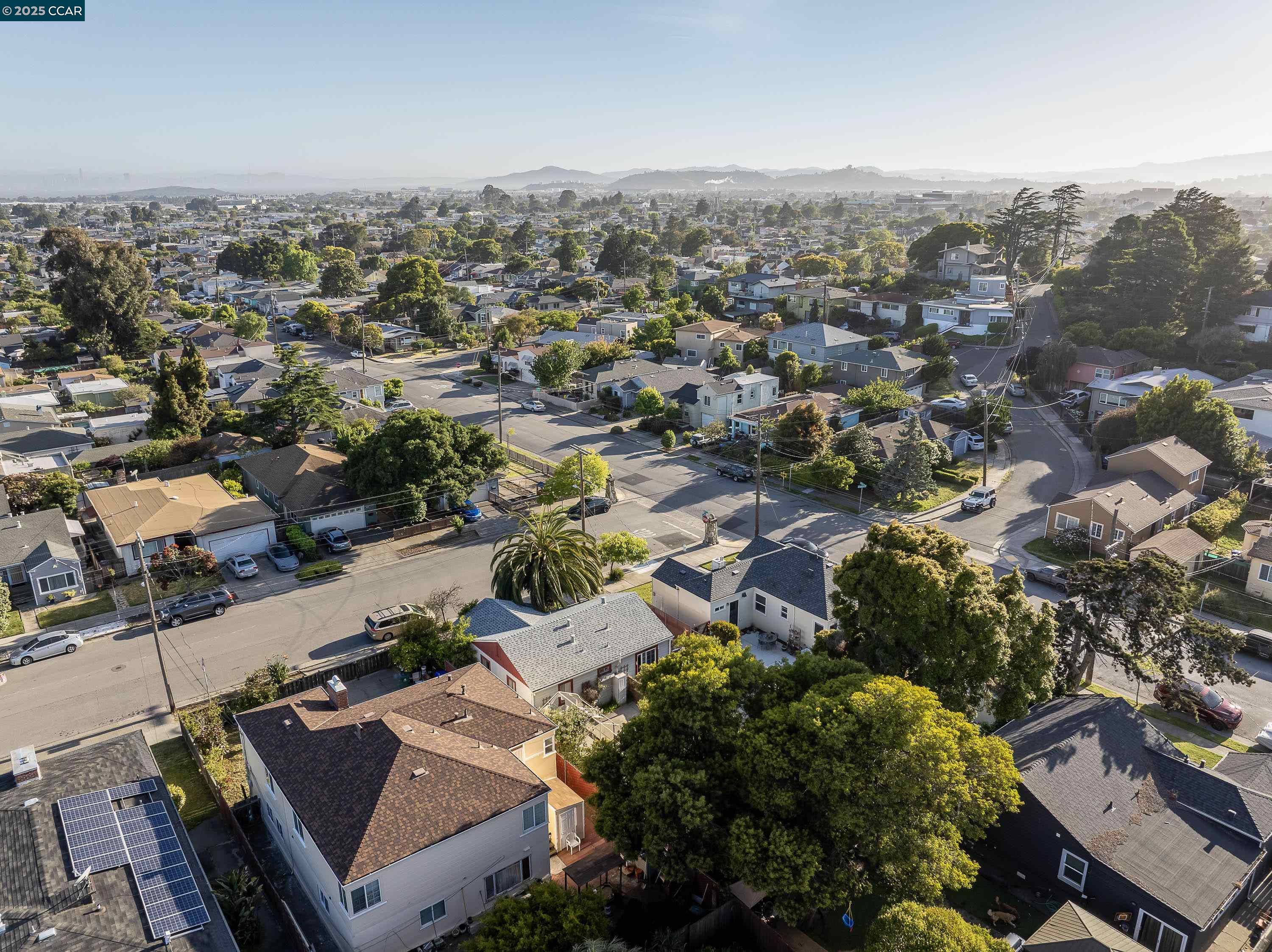 Detail Gallery Image 10 of 10 For 3811 Clinton Ave, Richmond,  CA 94805 - 2 Beds | 1 Baths