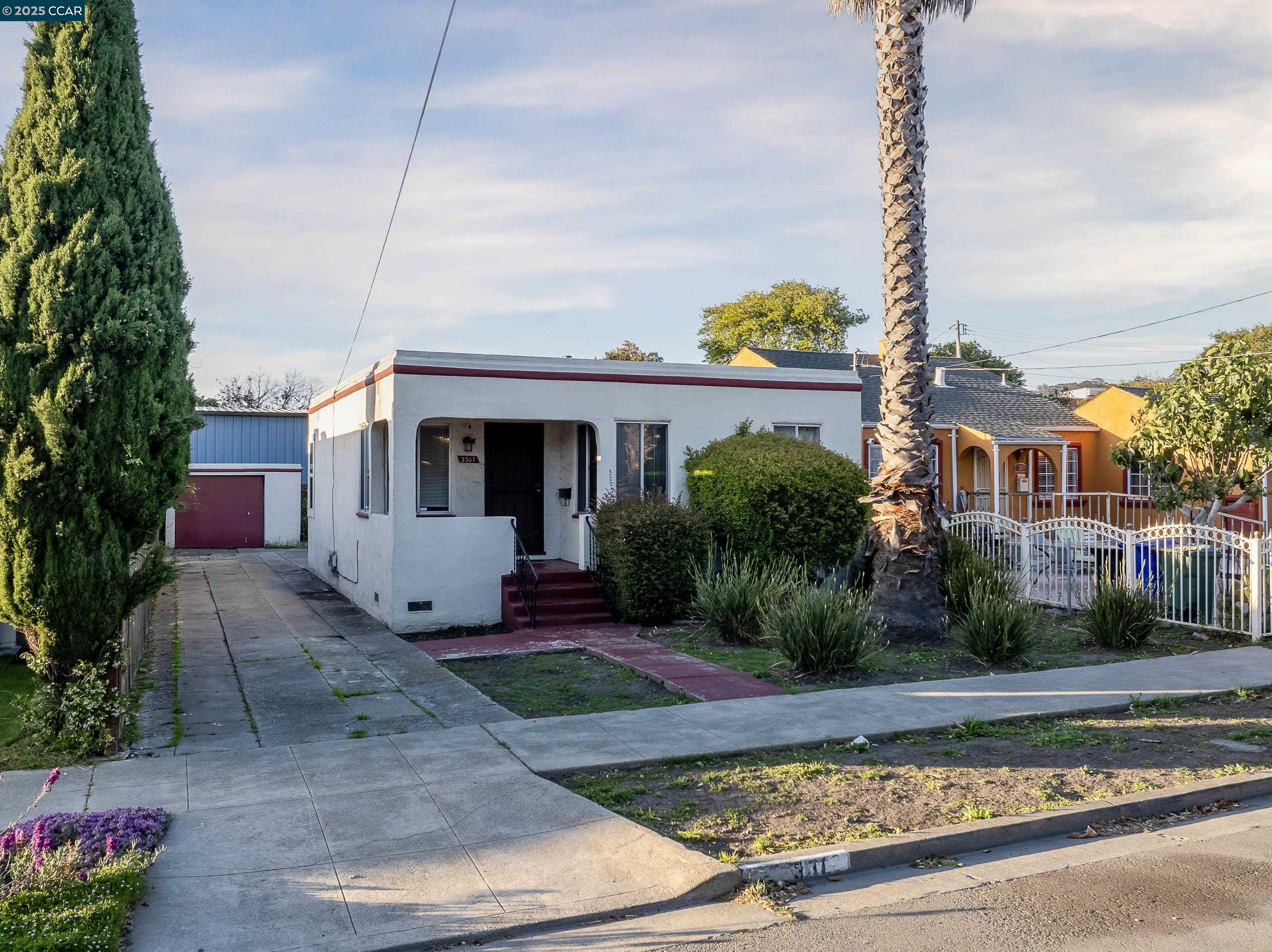 Detail Gallery Image 1 of 9 For 3307 Tulare Ave, Richmond,  CA 94804 - 2 Beds | 1 Baths