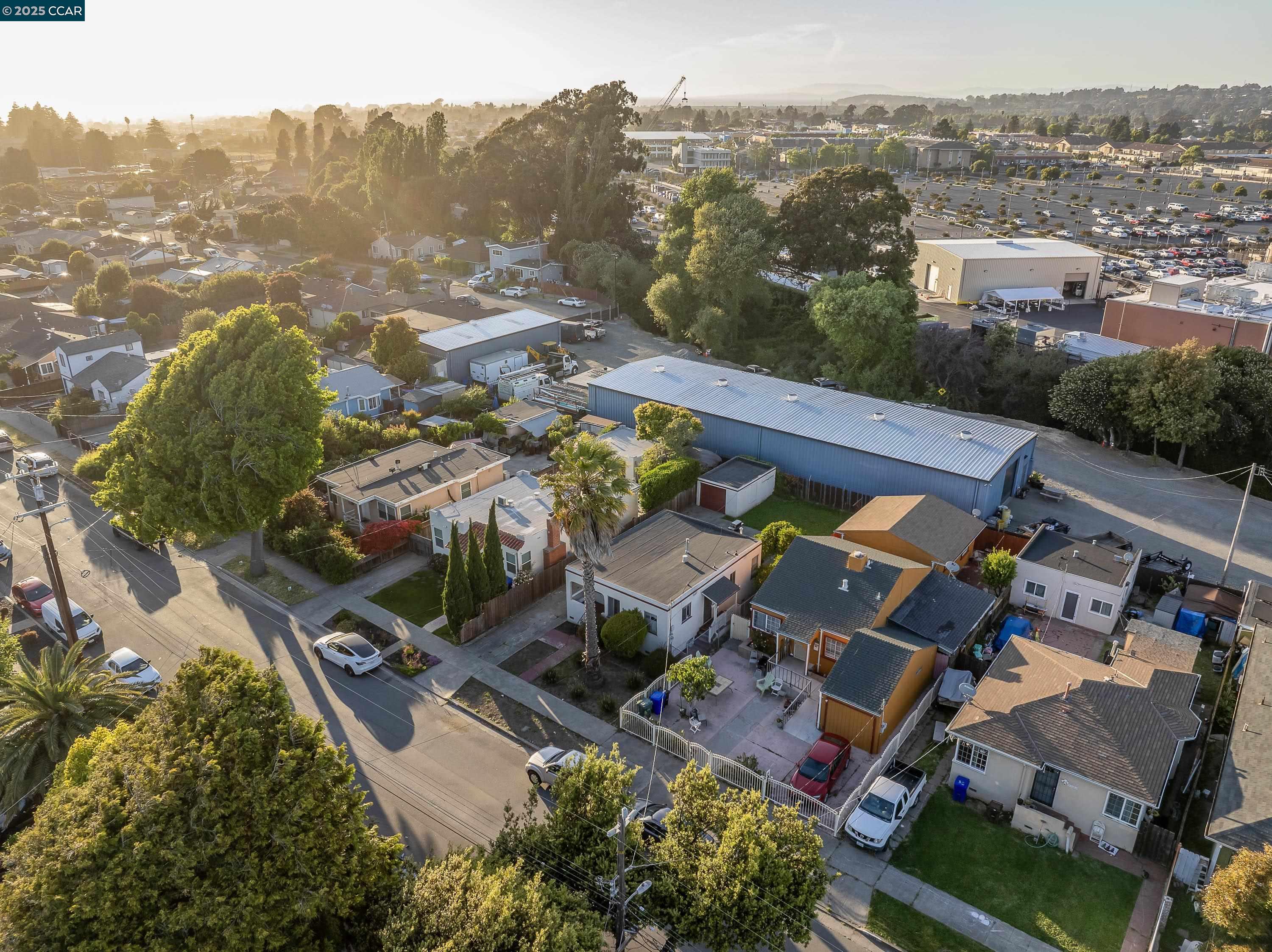 Detail Gallery Image 8 of 9 For 3307 Tulare Ave, Richmond,  CA 94804 - 2 Beds | 1 Baths