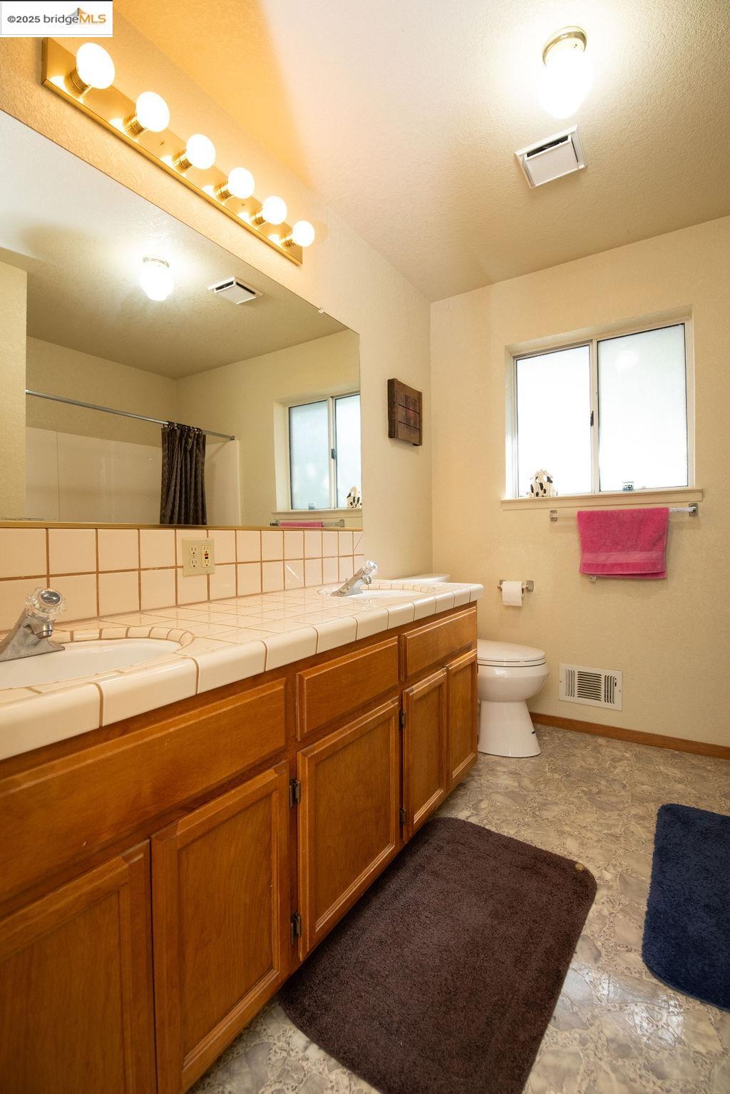 Detail Gallery Image 22 of 58 For 20839 Big Foot Cir, Groveland,  CA 95321 - 3 Beds | 2 Baths