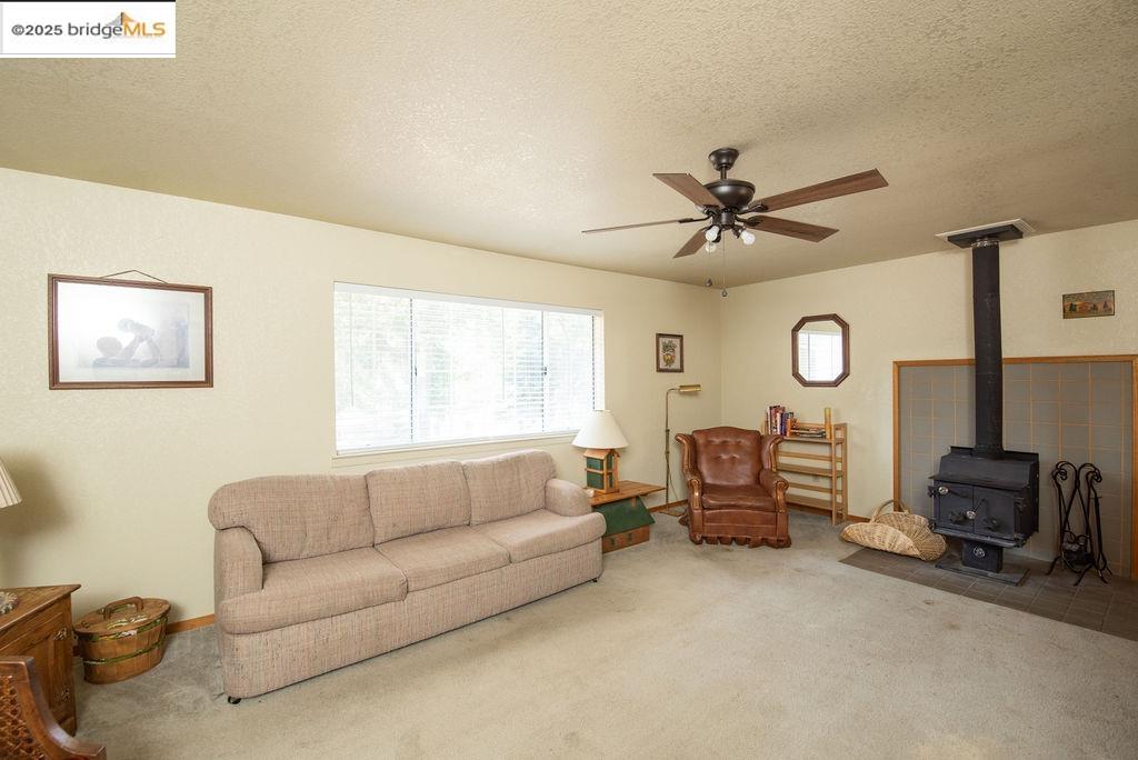Detail Gallery Image 5 of 58 For 20839 Big Foot Cir, Groveland,  CA 95321 - 3 Beds | 2 Baths