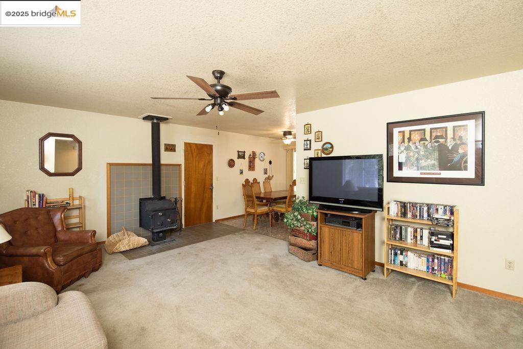 Detail Gallery Image 6 of 58 For 20839 Big Foot Cir, Groveland,  CA 95321 - 3 Beds | 2 Baths