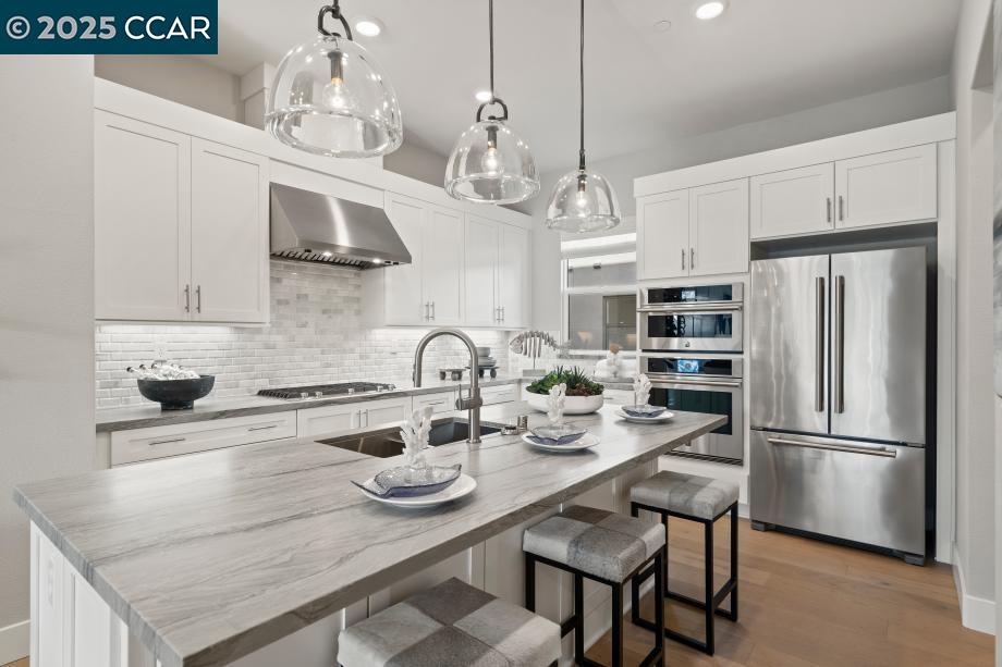 Detail Gallery Image 1 of 15 For 1106 Althea Terrace #3,  Sunnyvale,  CA 94086 - 3 Beds | 3 Baths