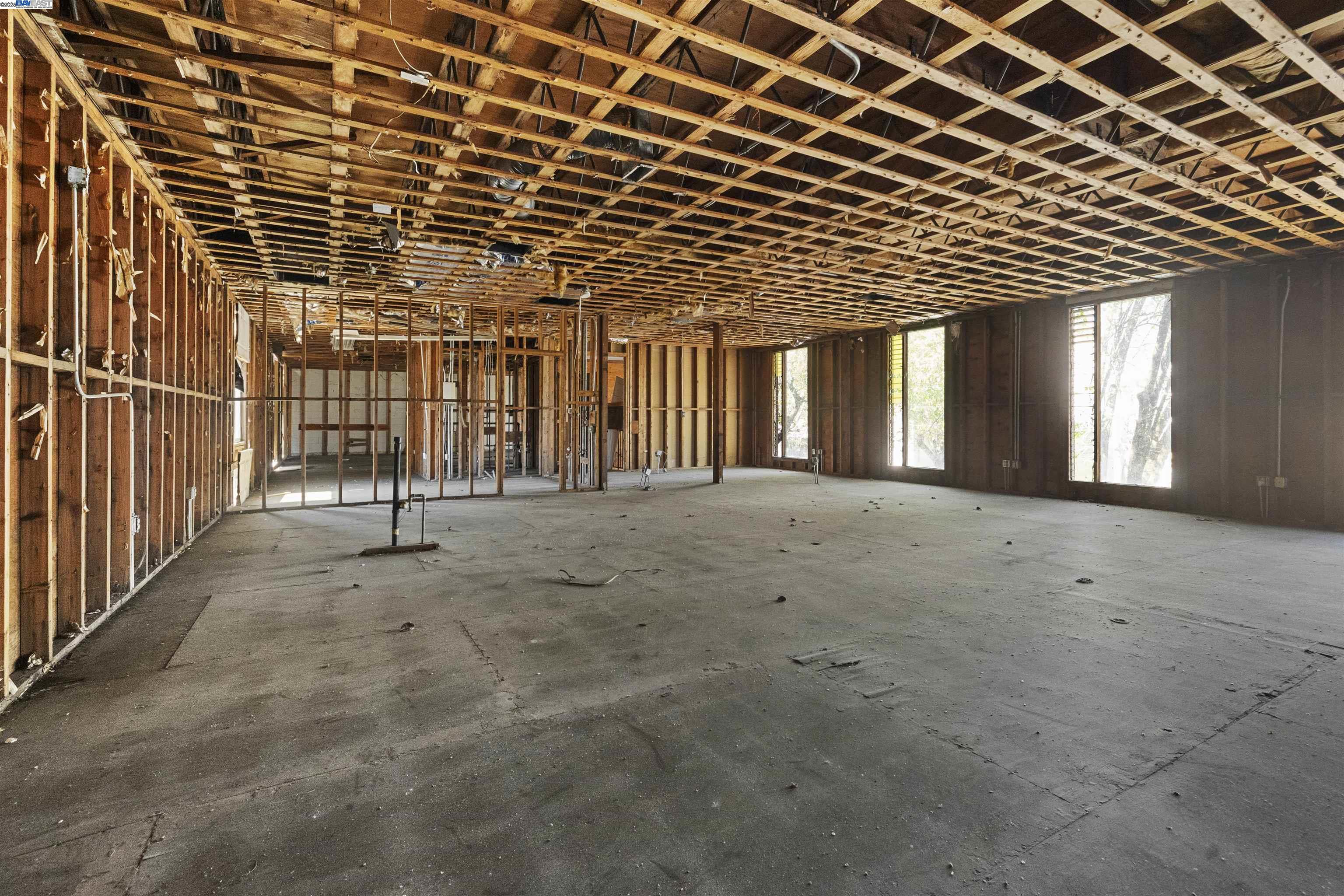 Detail Gallery Image 10 of 29 For 534 E Oak St, Stockton,  CA 95202 - – Beds | – Baths