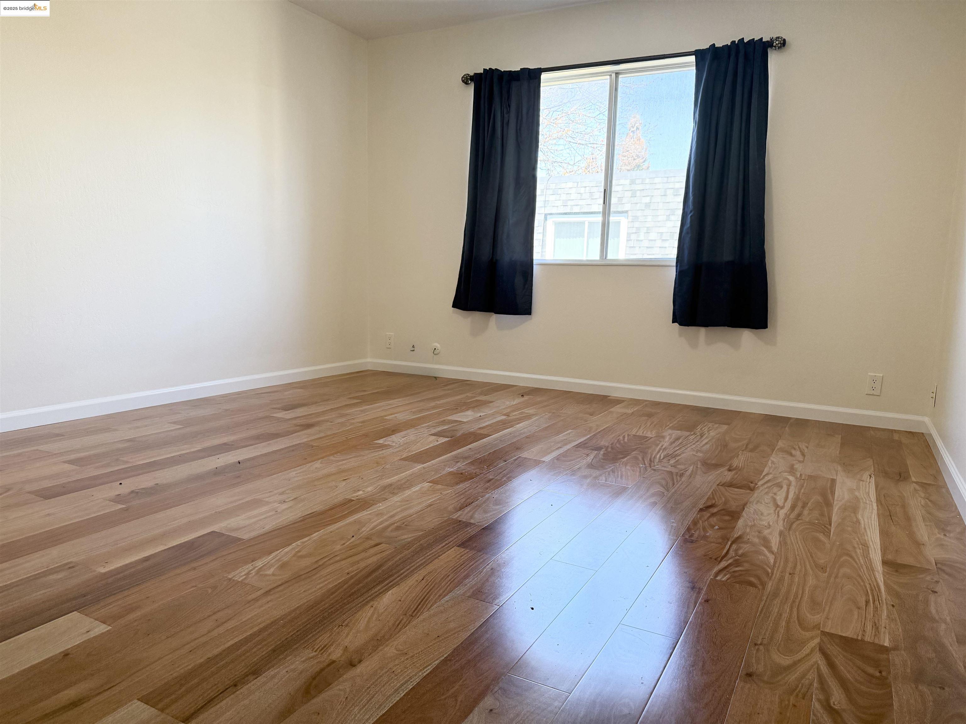 Detail Gallery Image 17 of 21 For 14075 Doolittle Drive, San Leandro,  CA 94577 - 2 Beds | 2 Baths