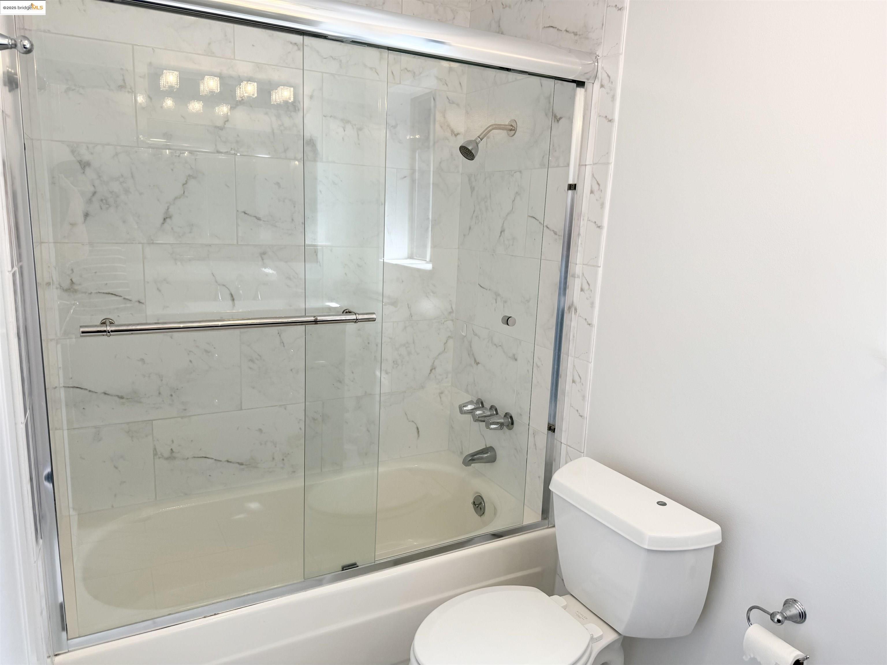 Detail Gallery Image 19 of 21 For 14075 Doolittle Drive, San Leandro,  CA 94577 - 2 Beds | 2 Baths
