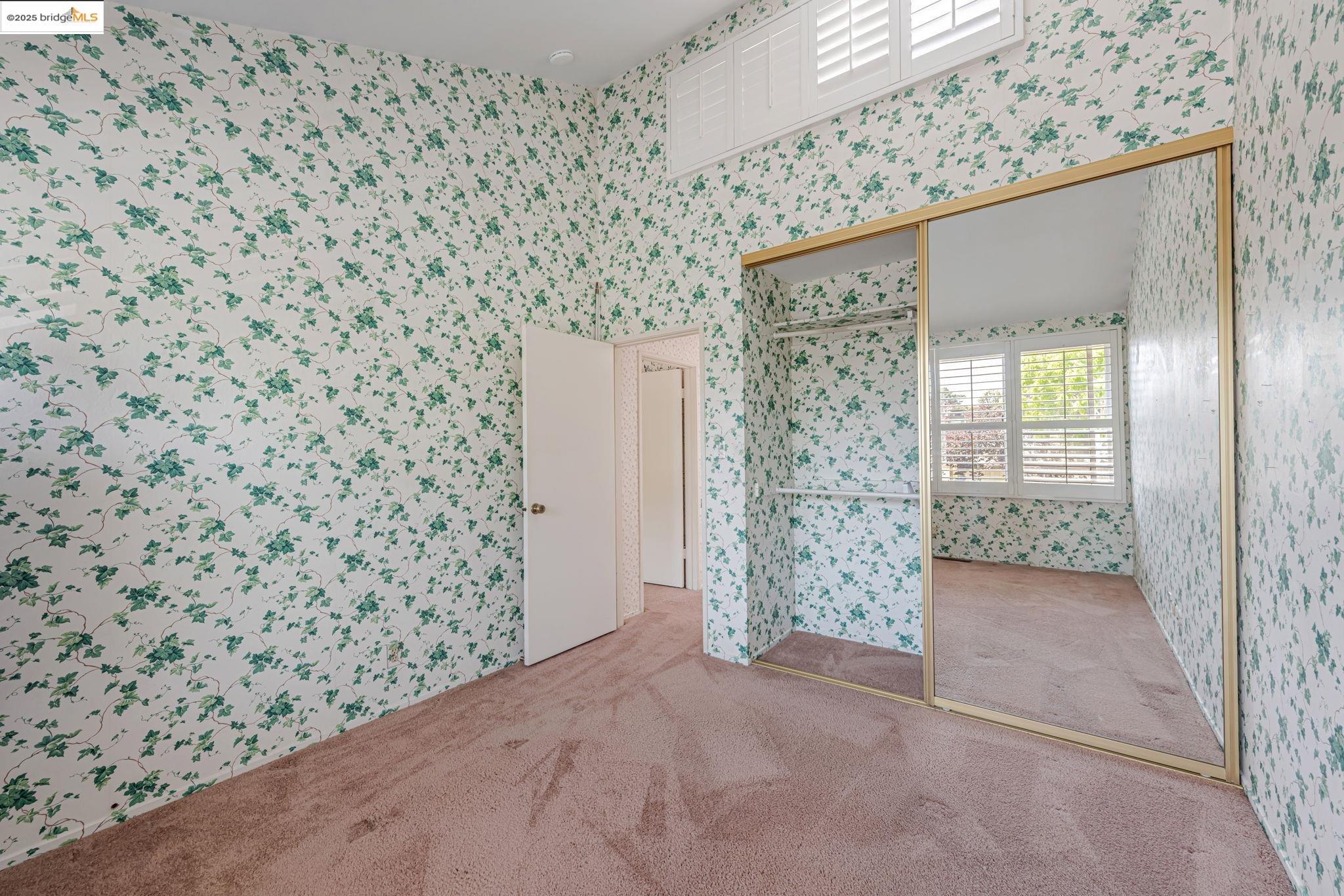 Detail Gallery Image 18 of 36 For 1160 Marianas Ln, Alameda,  CA 94502 - 3 Beds | 2/1 Baths