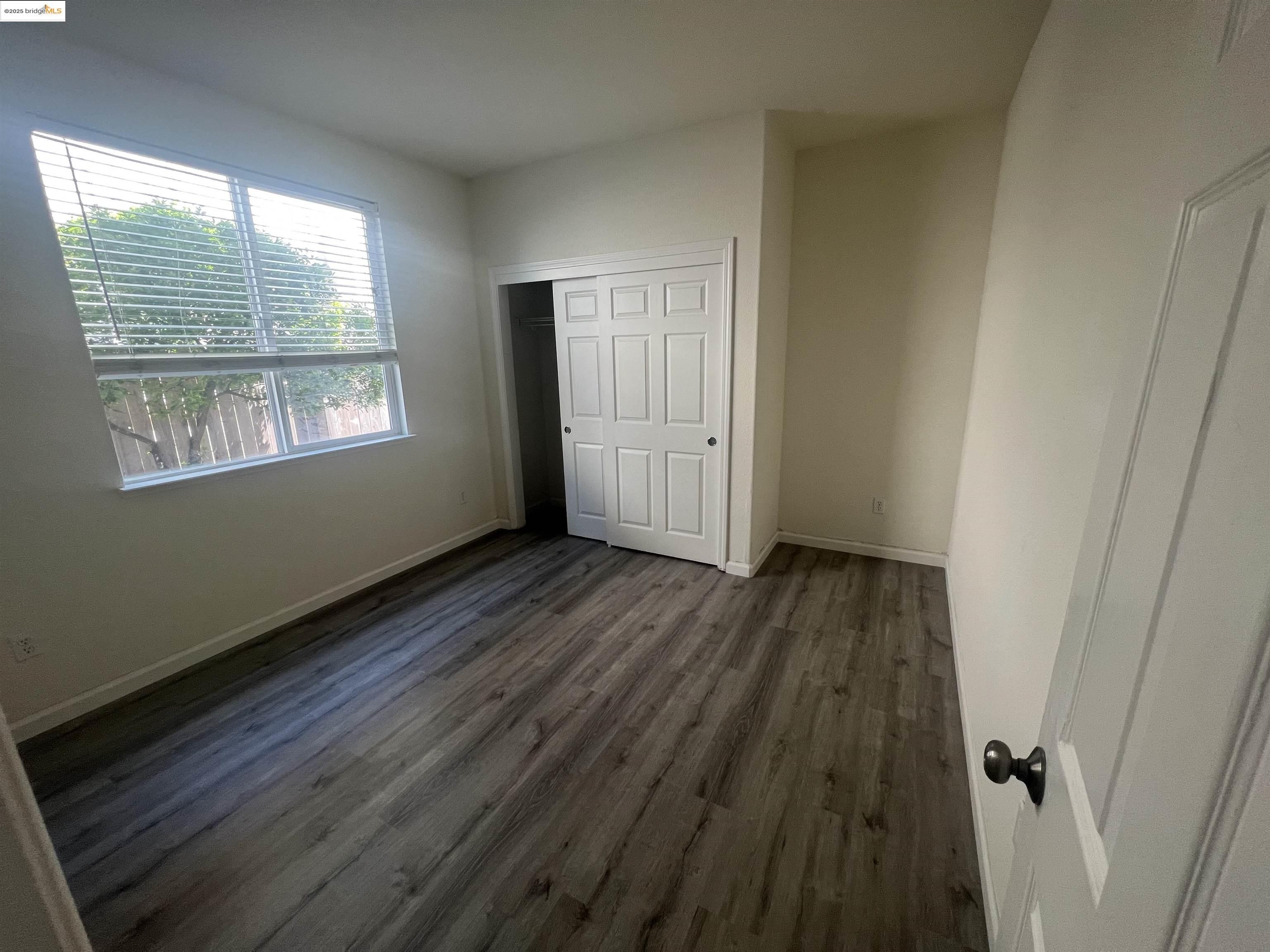 Detail Gallery Image 6 of 15 For 74 Vella Cir, Oakley,  CA 94561 - 4 Beds | 3/1 Baths