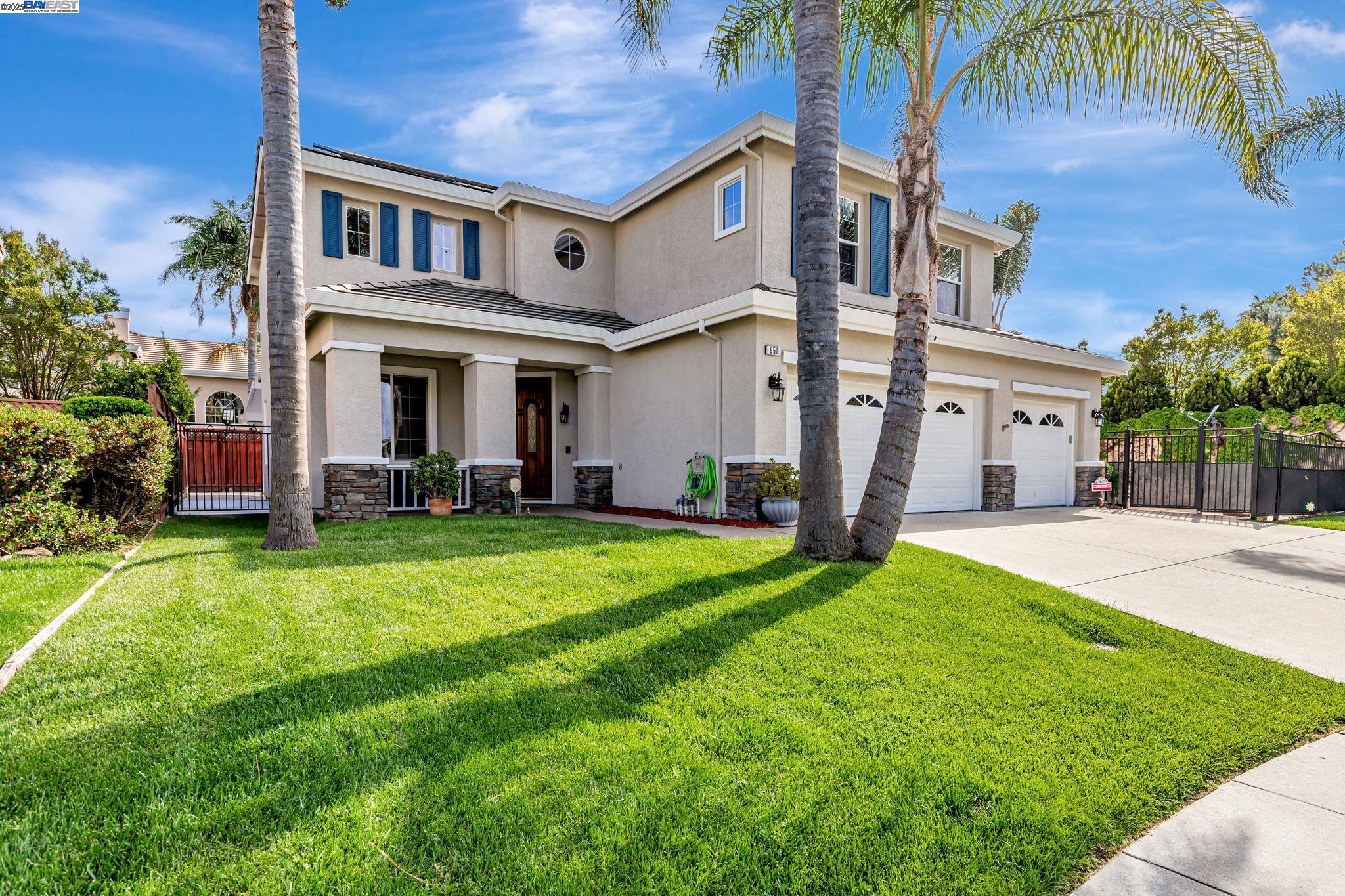 Detail Gallery Image 2 of 48 For 958 Monticelli Ct, Gilroy,  CA 95020 - 4 Beds | 3 Baths