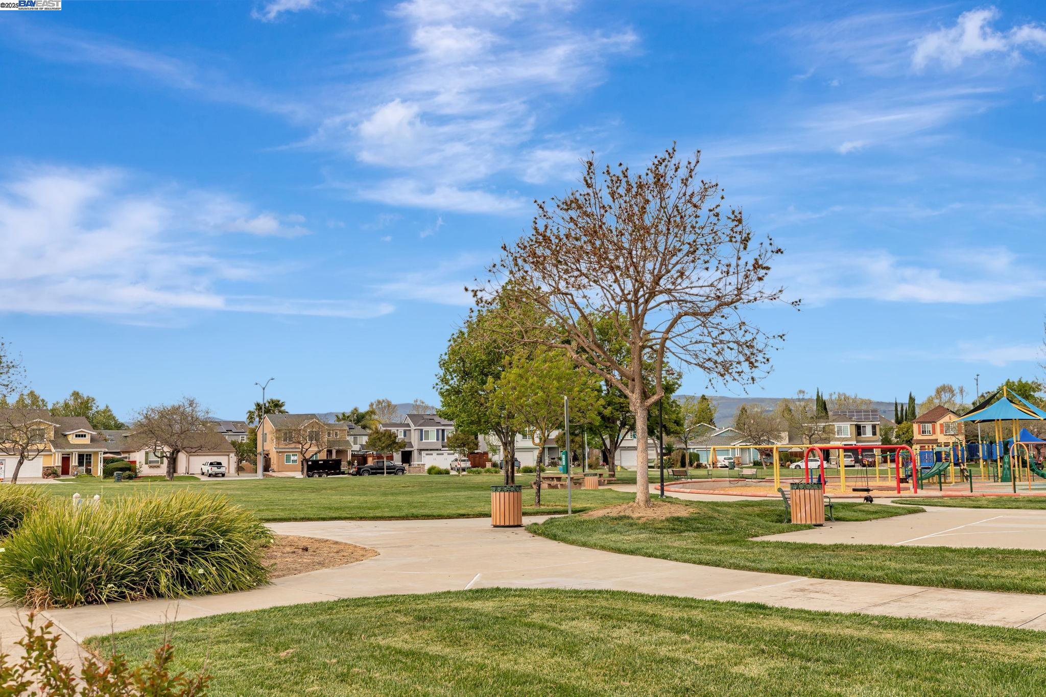 Detail Gallery Image 47 of 48 For 958 Monticelli Ct, Gilroy,  CA 95020 - 4 Beds | 3 Baths