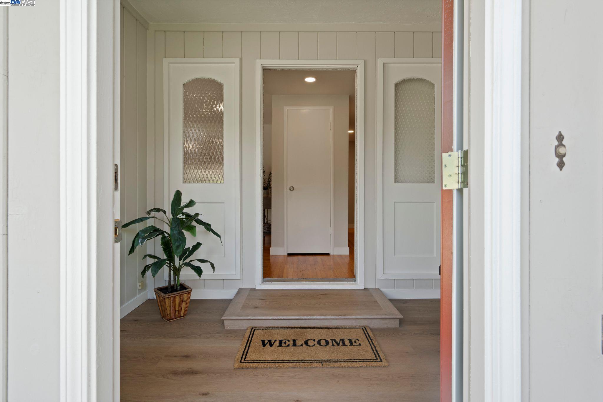 Detail Gallery Image 2 of 45 For 2371 Mallard Dr, Walnut Creek,  CA 94597 - 3 Beds | 2 Baths