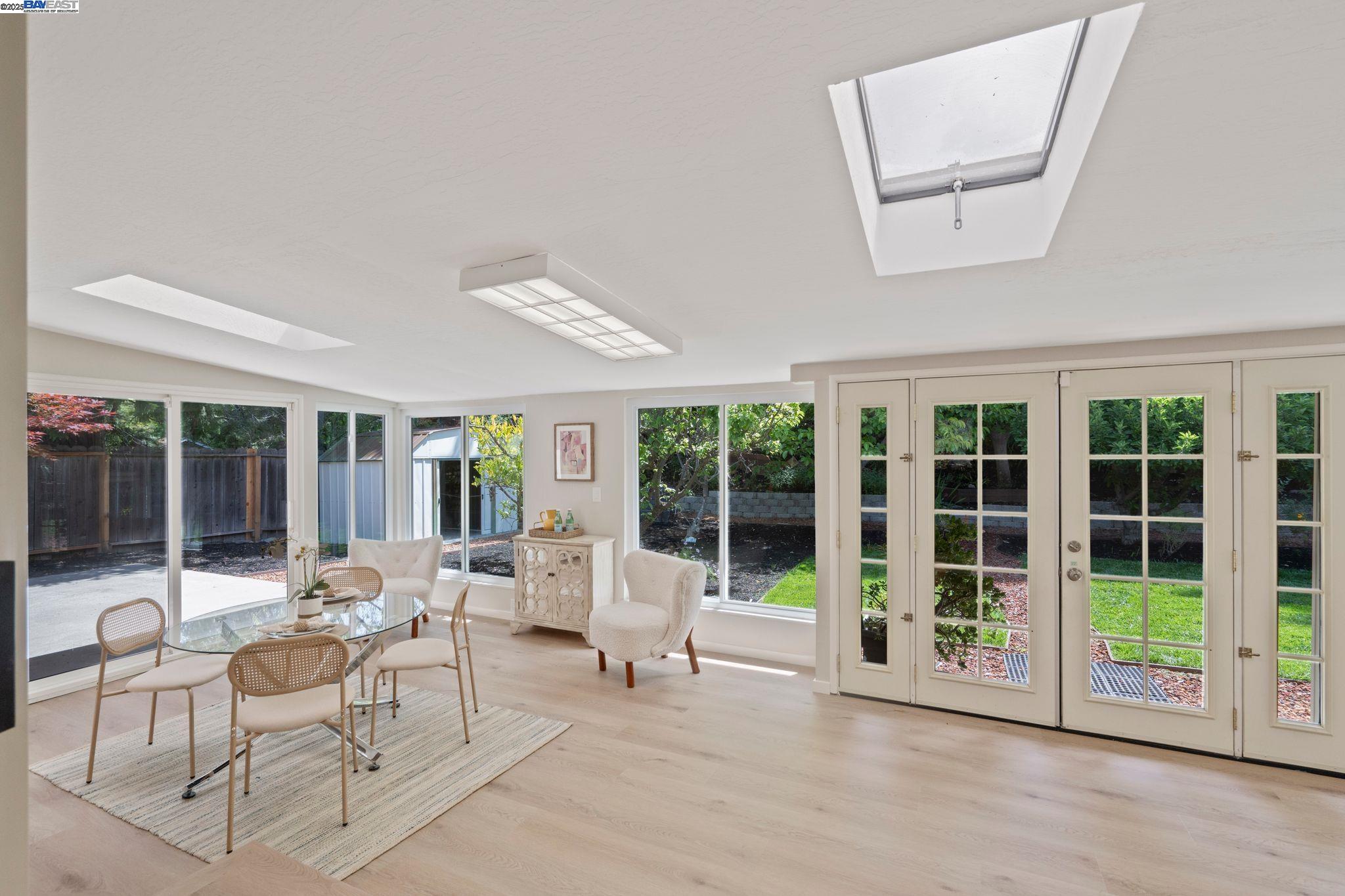 Detail Gallery Image 18 of 45 For 2371 Mallard Dr, Walnut Creek,  CA 94597 - 3 Beds | 2 Baths