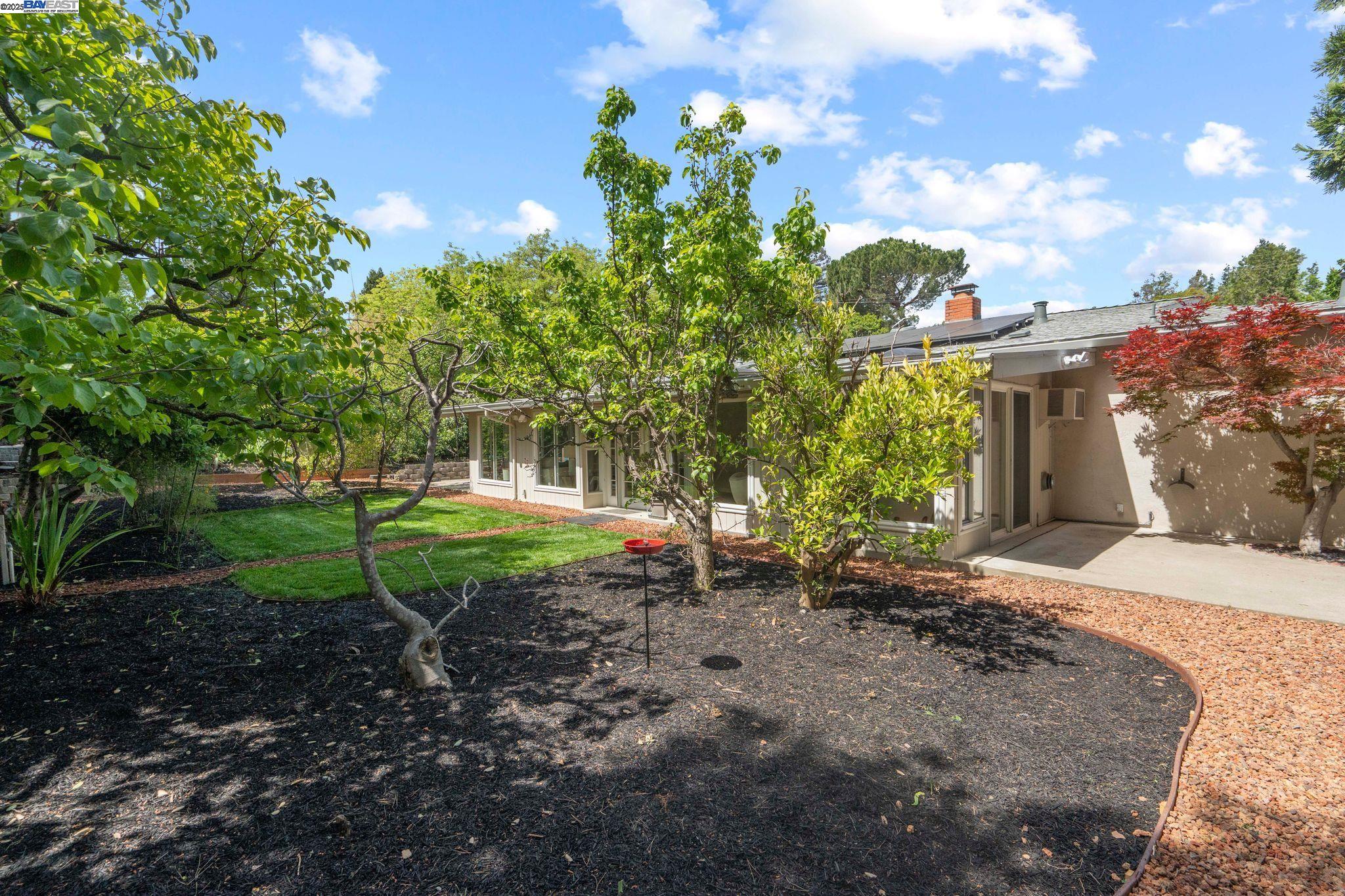Detail Gallery Image 32 of 45 For 2371 Mallard Dr, Walnut Creek,  CA 94597 - 3 Beds | 2 Baths