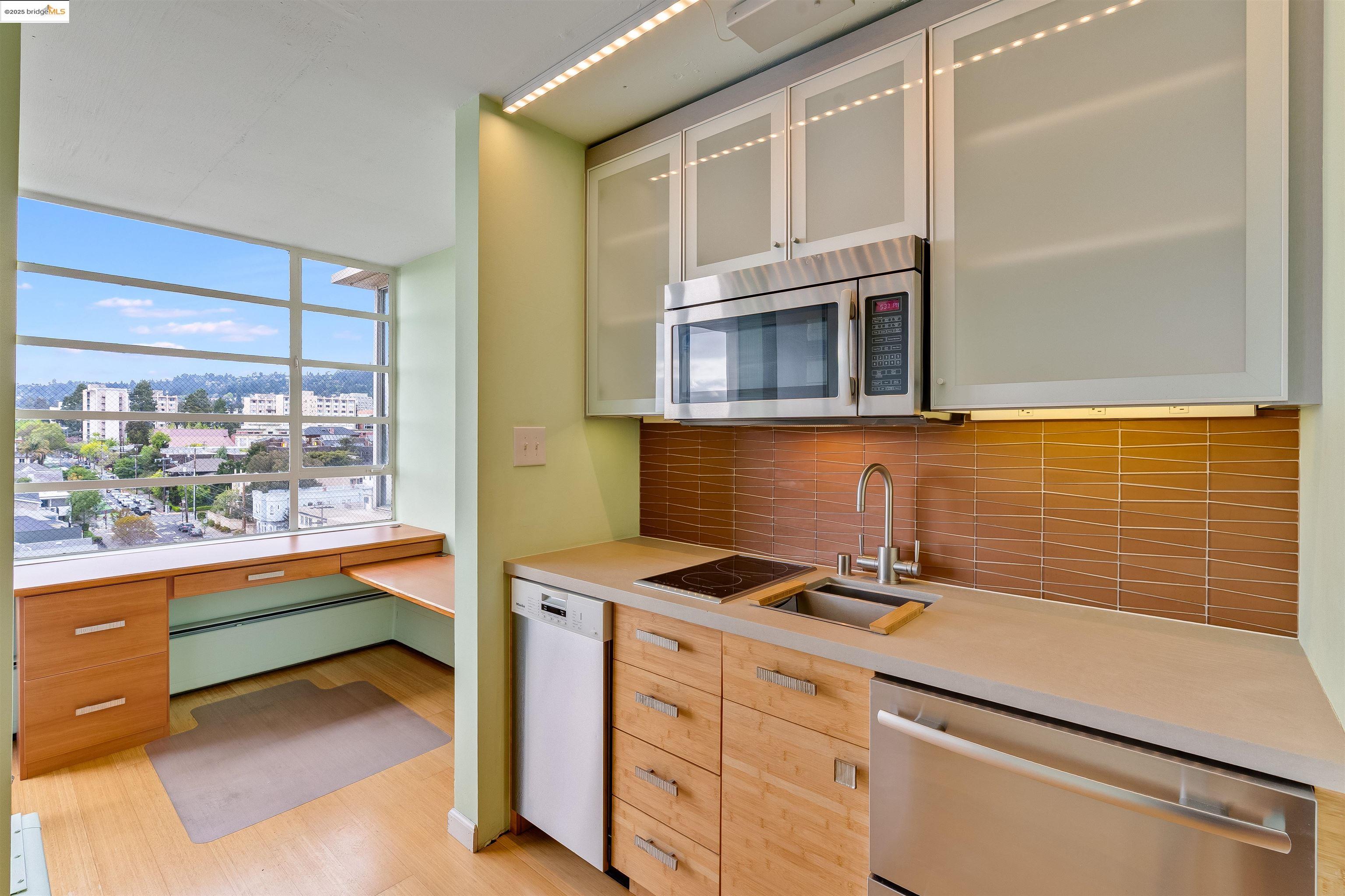 Detail Gallery Image 13 of 45 For 2550 Dana St 8h,  Berkeley,  CA 94704 - 0 Beds | 1 Baths