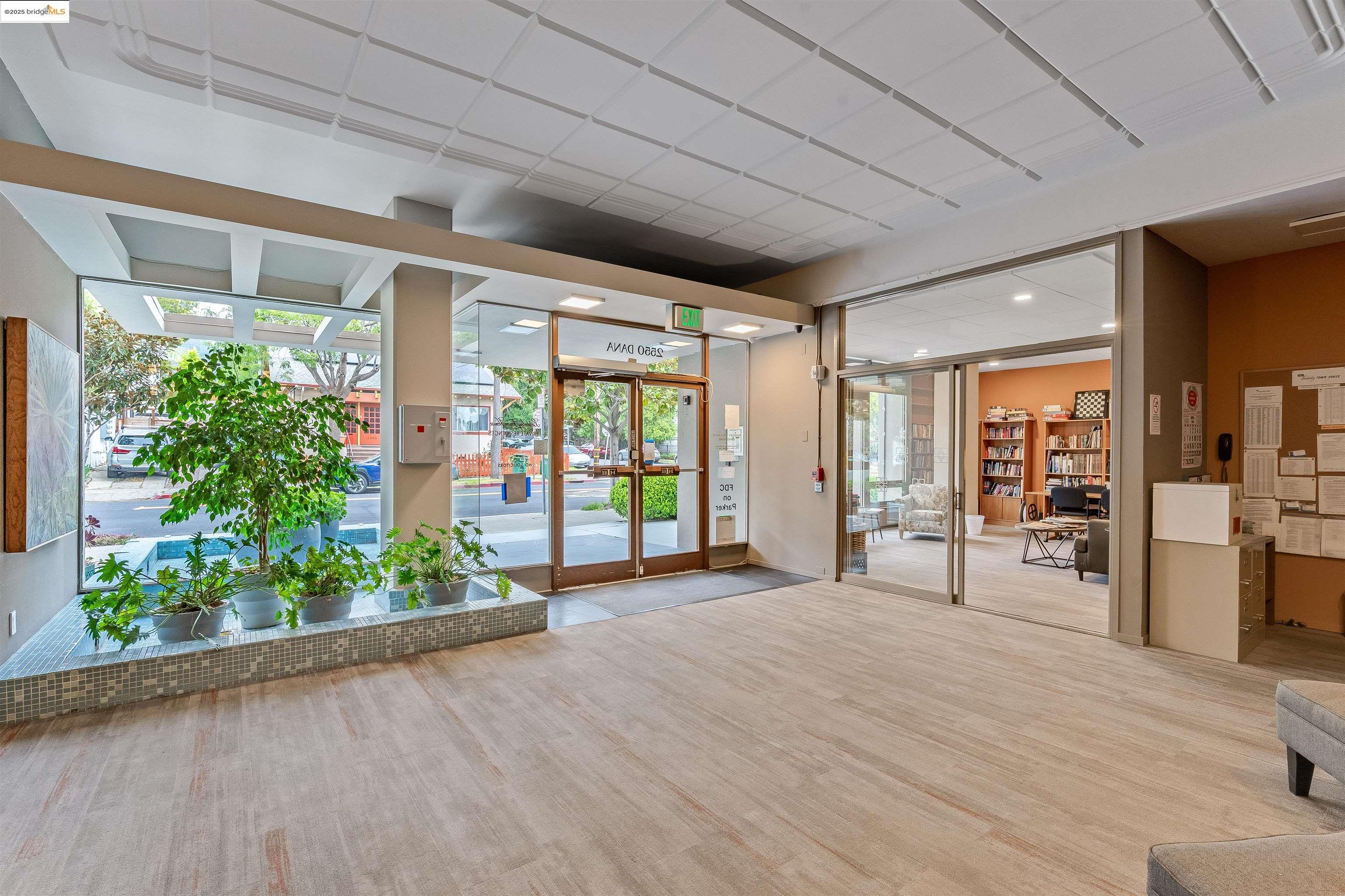Detail Gallery Image 24 of 45 For 2550 Dana St 8h,  Berkeley,  CA 94704 - 0 Beds | 1 Baths
