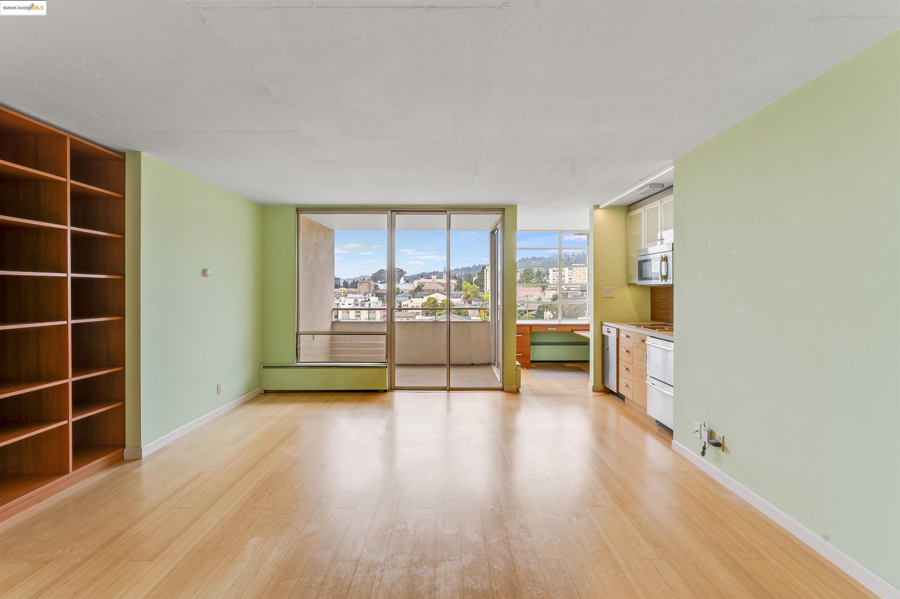 Detail Gallery Image 6 of 45 For 2550 Dana St 8h,  Berkeley,  CA 94704 - 0 Beds | 1 Baths