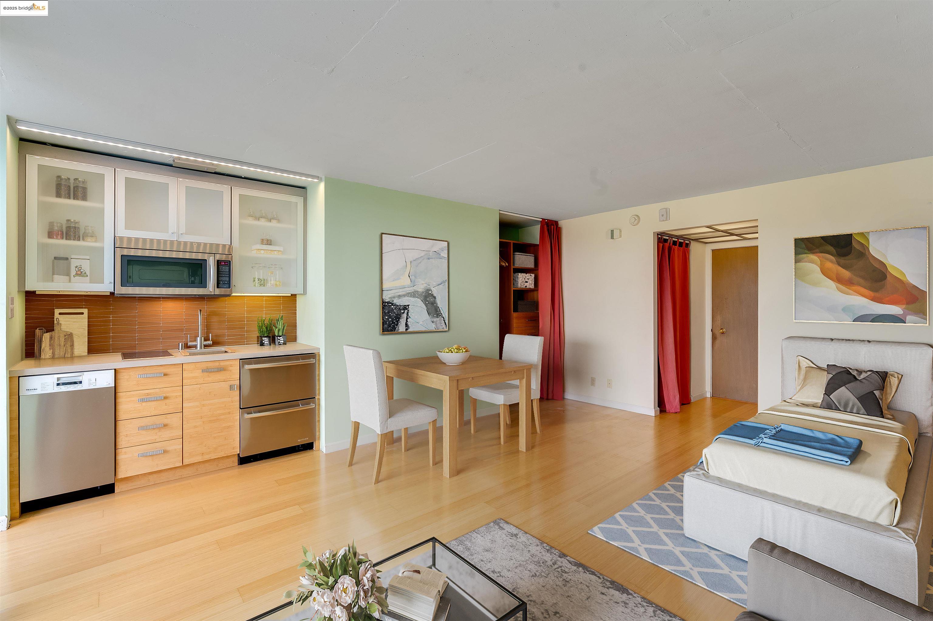 Detail Gallery Image 7 of 45 For 2550 Dana St 8h,  Berkeley,  CA 94704 - 0 Beds | 1 Baths