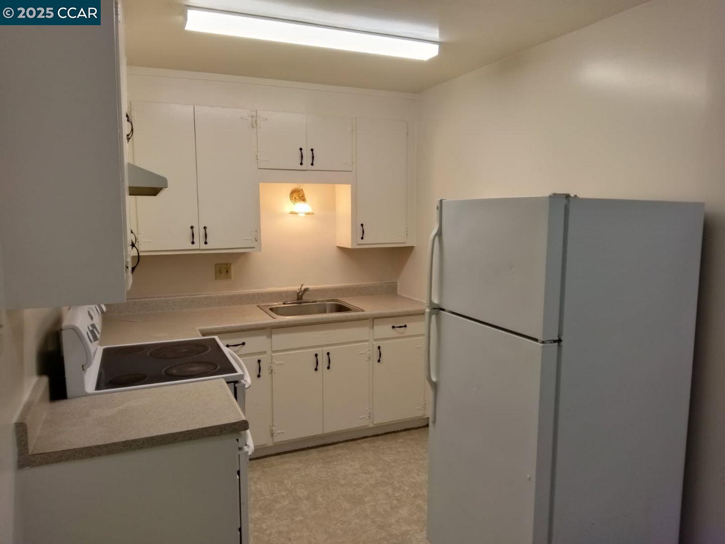 2131 Stanton Ave, San Pablo, California 94806, 2 Bedrooms Bedrooms, 6 Rooms Rooms,1 BathroomBathrooms,Residential Lease,For Rent,2131 Stanton Ave,41094182