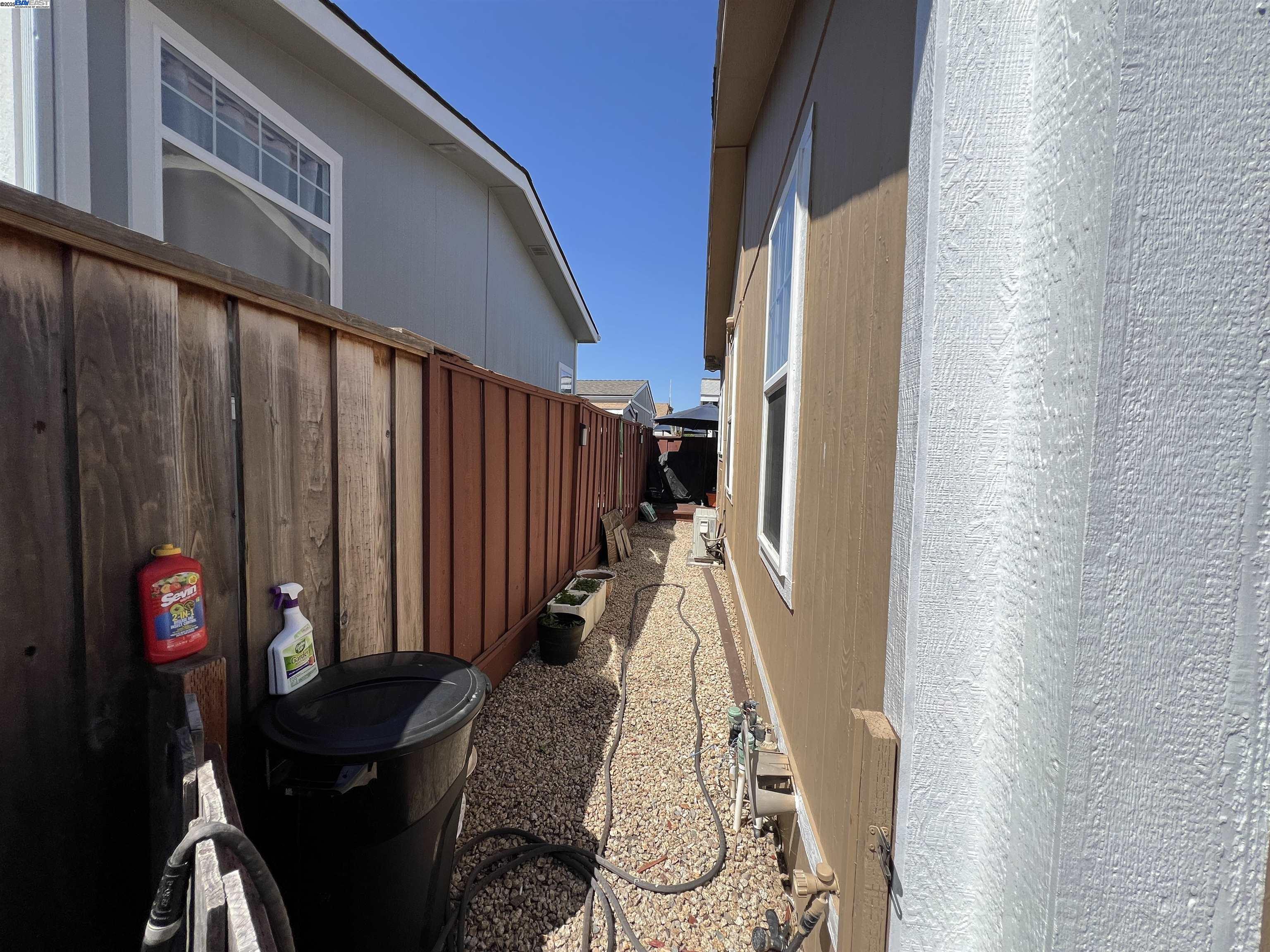 Detail Gallery Image 30 of 32 For 1225 Vienna Dr #103,  Sunnyvale,  CA 94089 - 3 Beds | 2 Baths