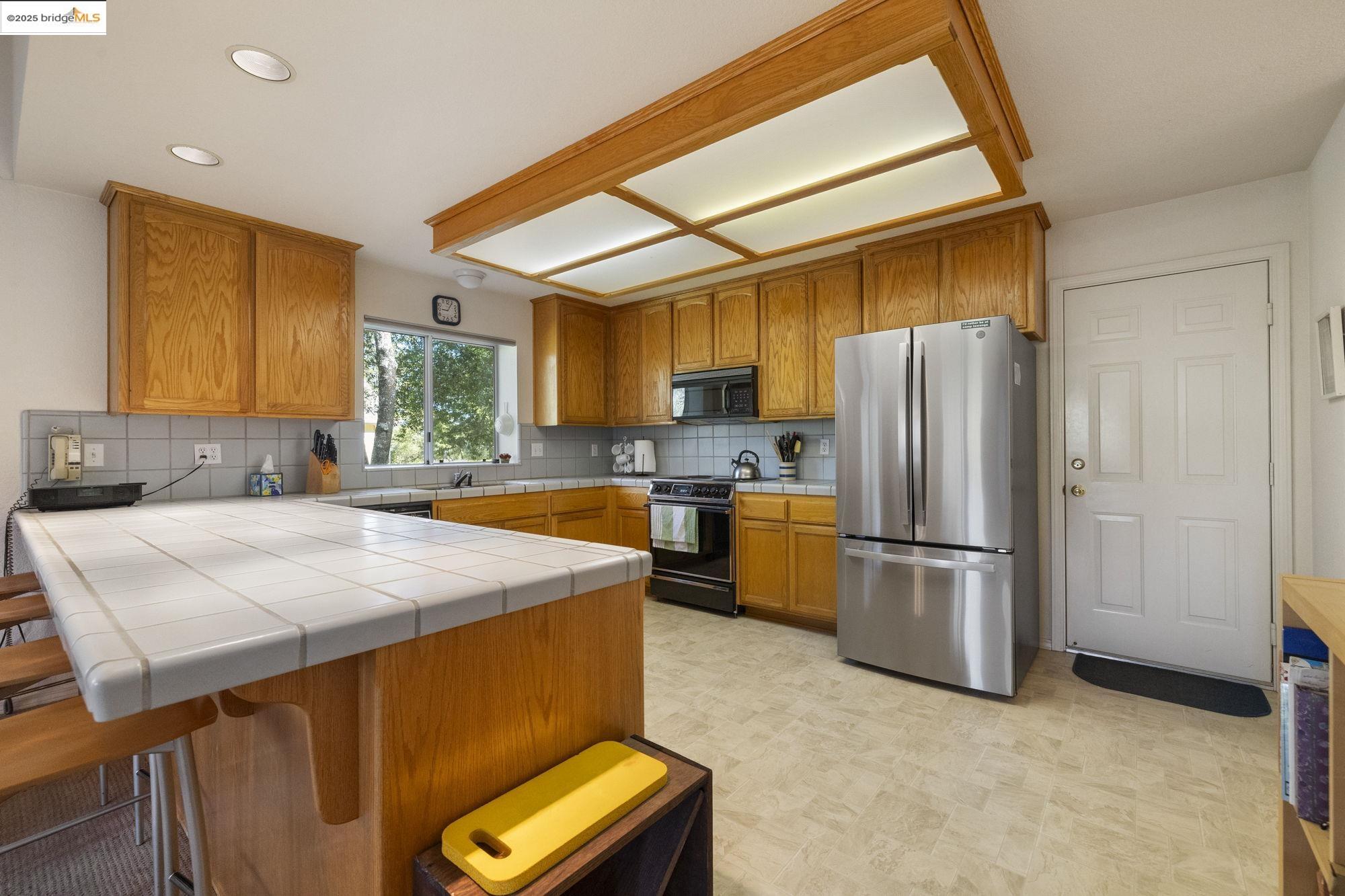 Detail Gallery Image 11 of 56 For 19099 Raboul Court, Groveland,  CA 95321-0000 - 3 Beds | 2 Baths