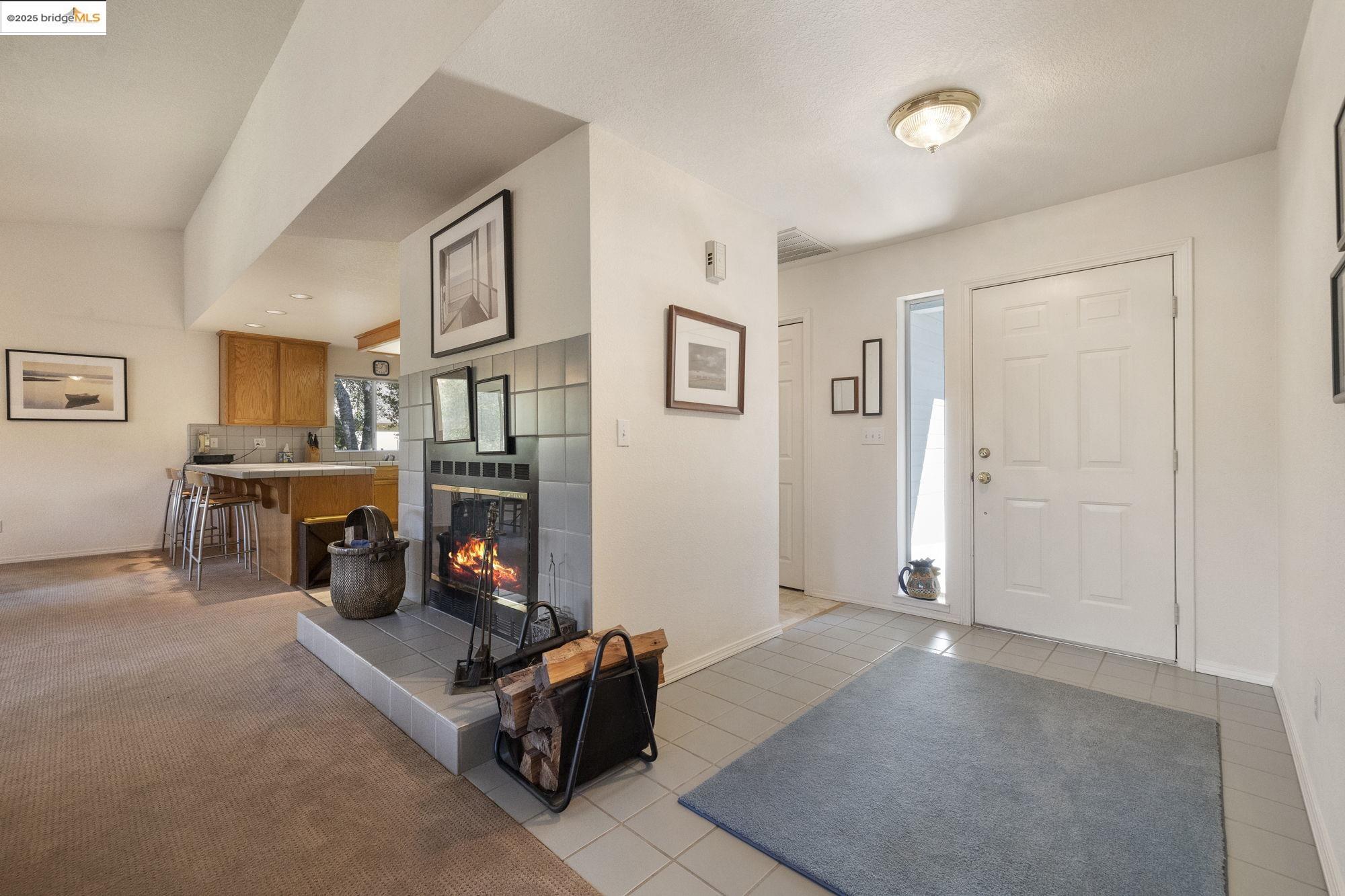 Detail Gallery Image 4 of 56 For 19099 Raboul Court, Groveland,  CA 95321-0000 - 3 Beds | 2 Baths