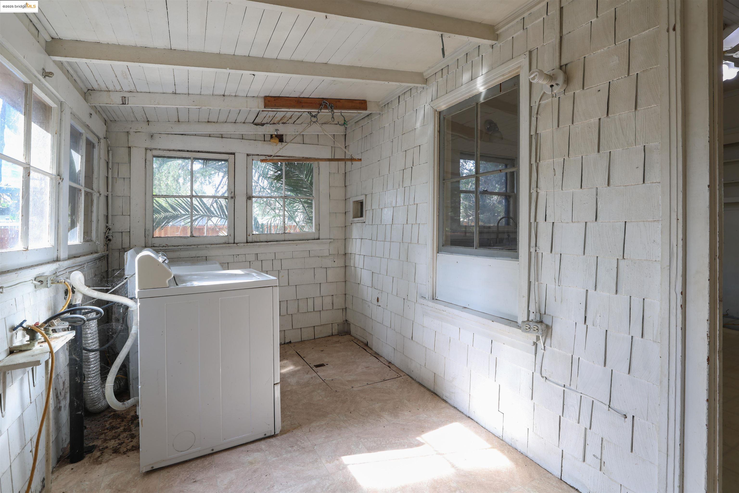 Detail Gallery Image 22 of 26 For 1511 D Street, Antioch,  CA 94509 - 2 Beds | 1/1 Baths