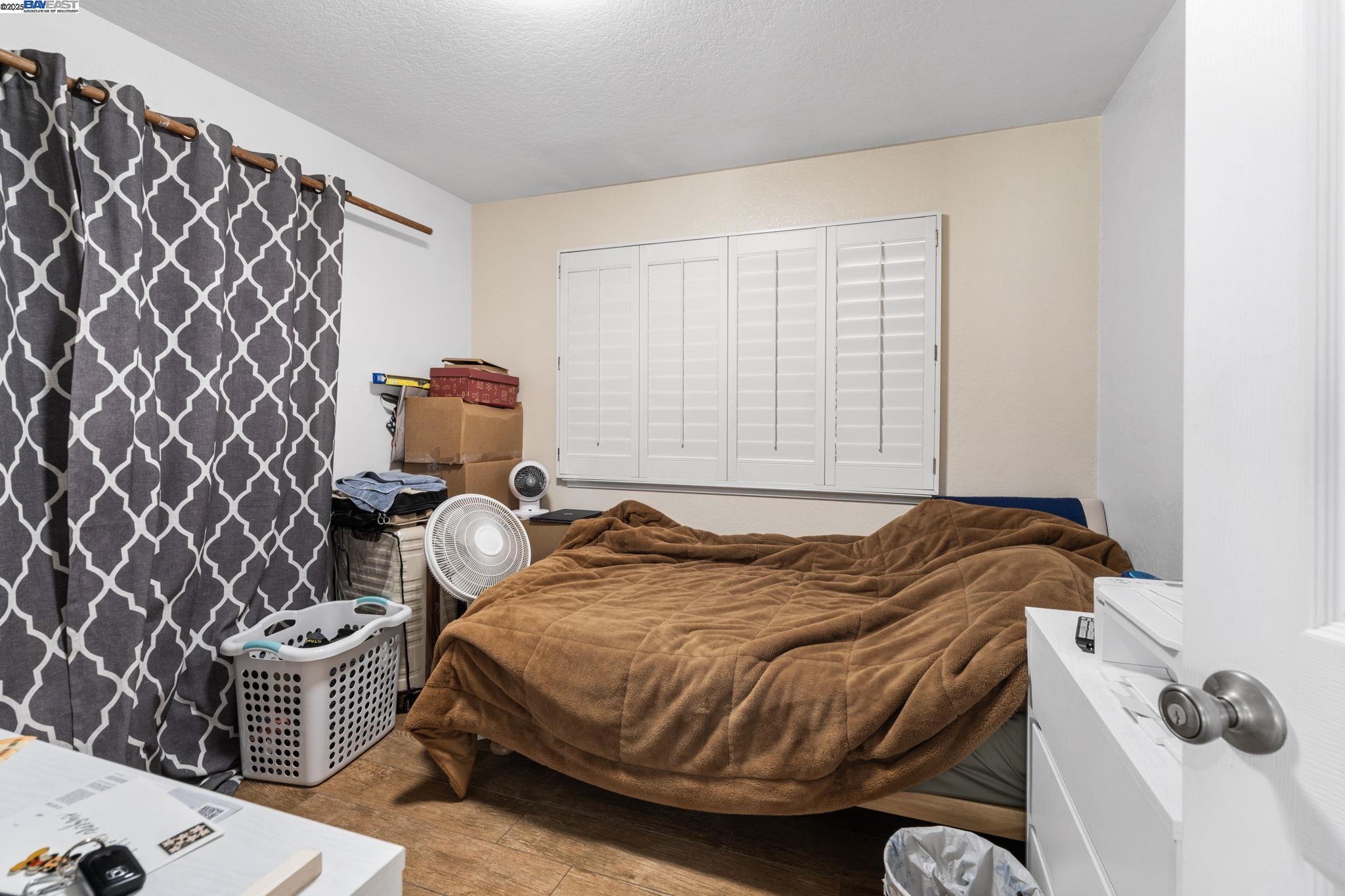 Detail Gallery Image 31 of 35 For 550 N Corral Hollow, Tracy,  CA 95376-9677 - 3 Beds | 2 Baths