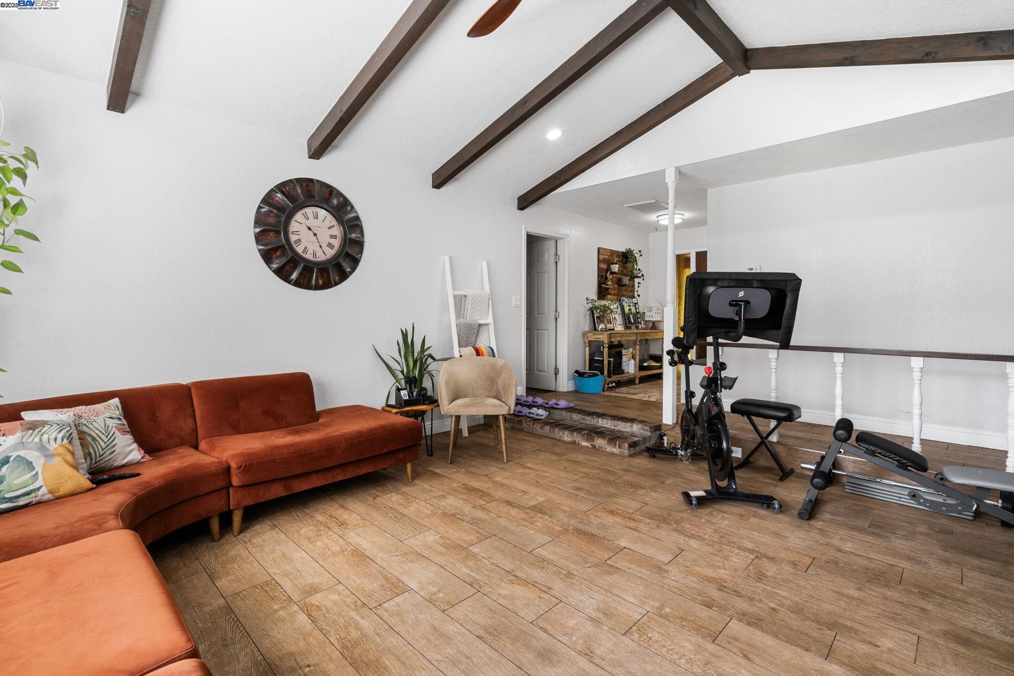 Detail Gallery Image 9 of 35 For 550 N Corral Hollow, Tracy,  CA 95376-9677 - 3 Beds | 2 Baths
