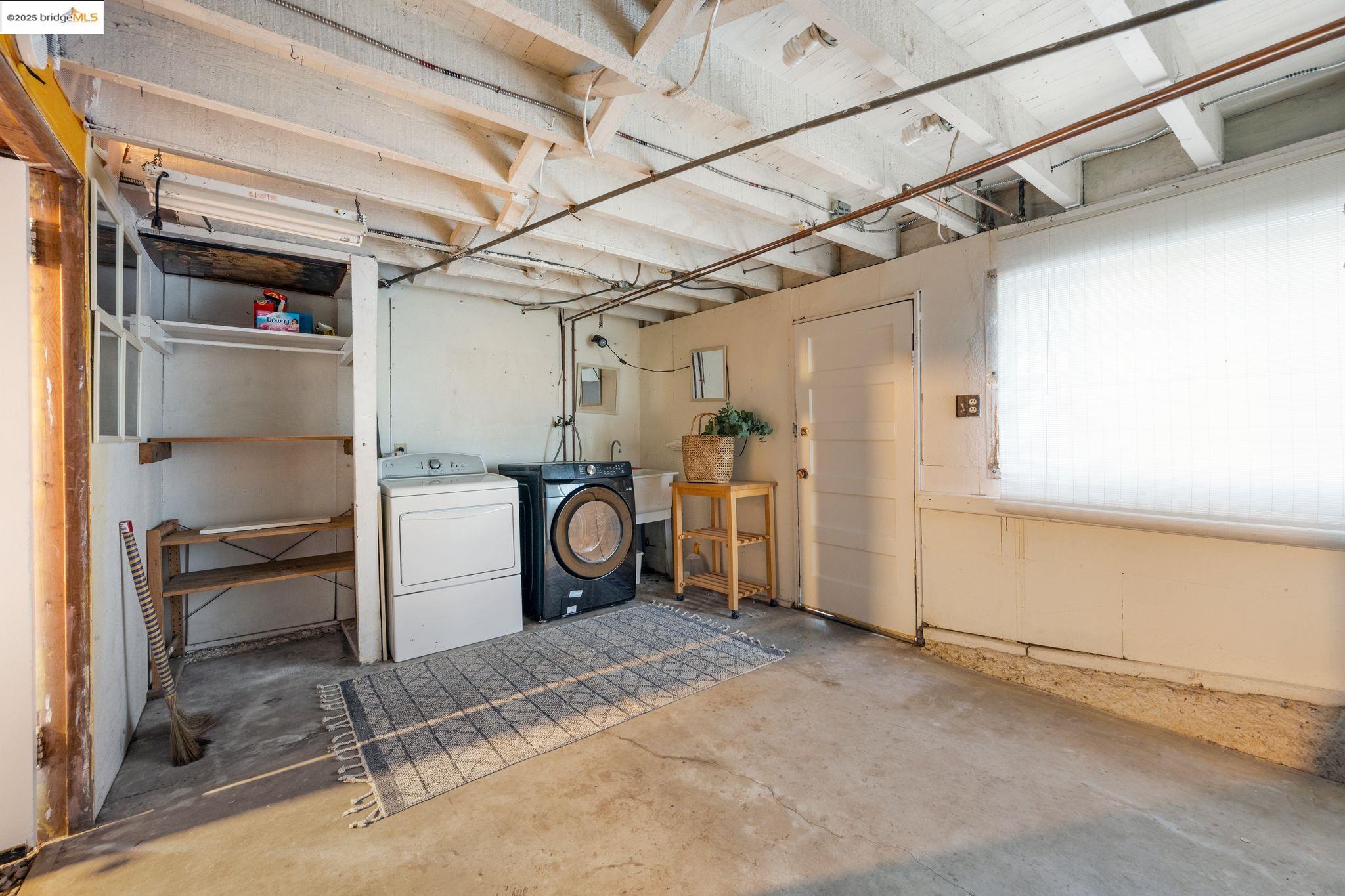 Detail Gallery Image 27 of 42 For 2249 Ransom Ave, Oakland,  CA 94601 - 2 Beds | 1 Baths