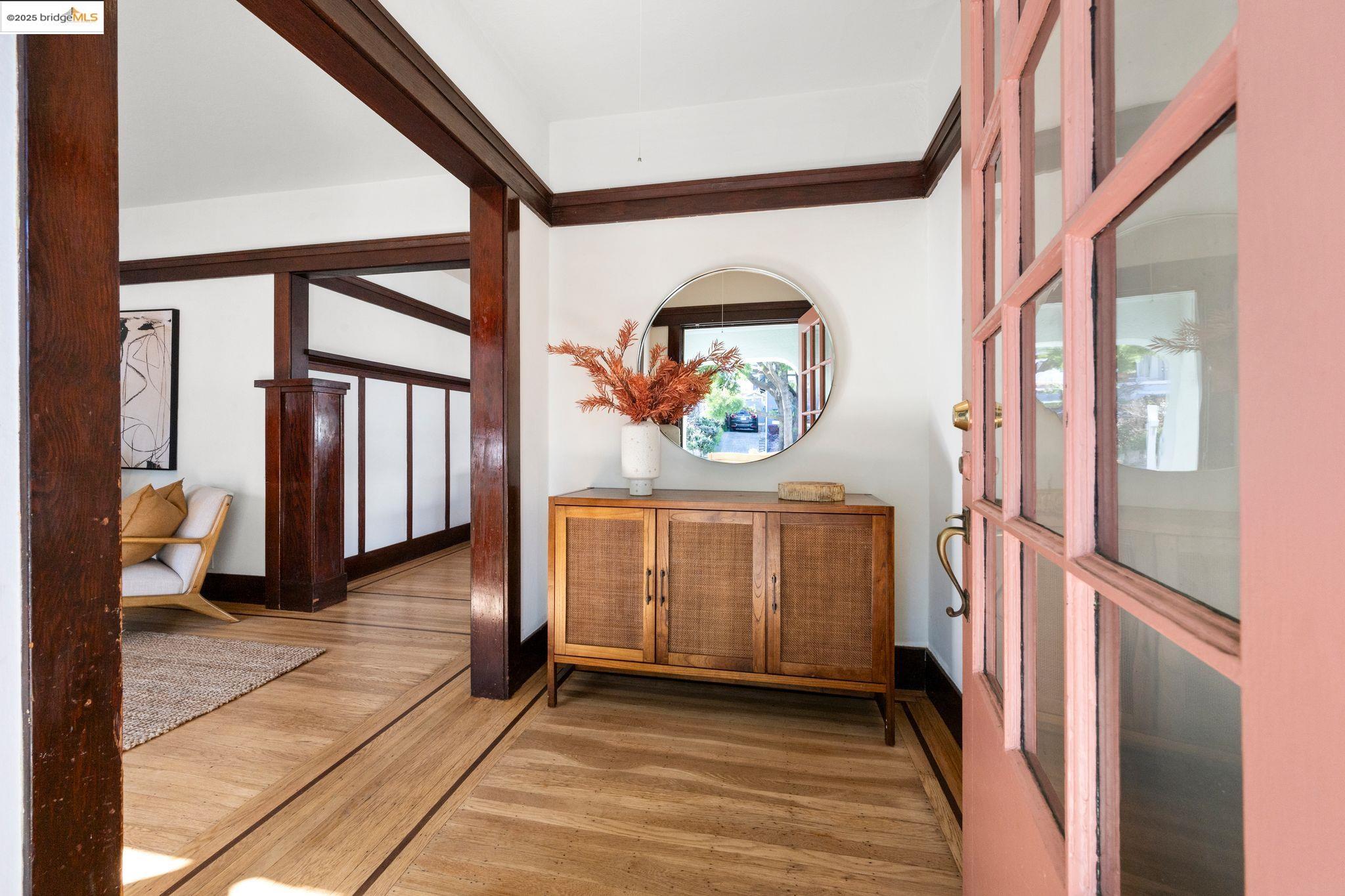 Detail Gallery Image 4 of 42 For 2249 Ransom Ave, Oakland,  CA 94601 - 2 Beds | 1 Baths