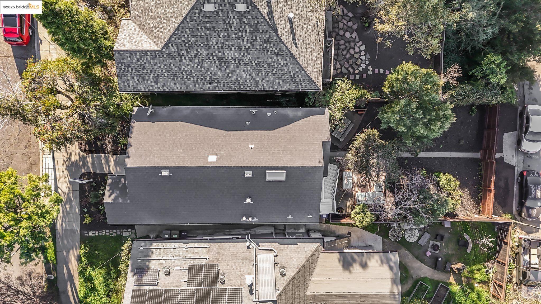 Detail Gallery Image 39 of 42 For 2249 Ransom Ave, Oakland,  CA 94601 - 2 Beds | 1 Baths