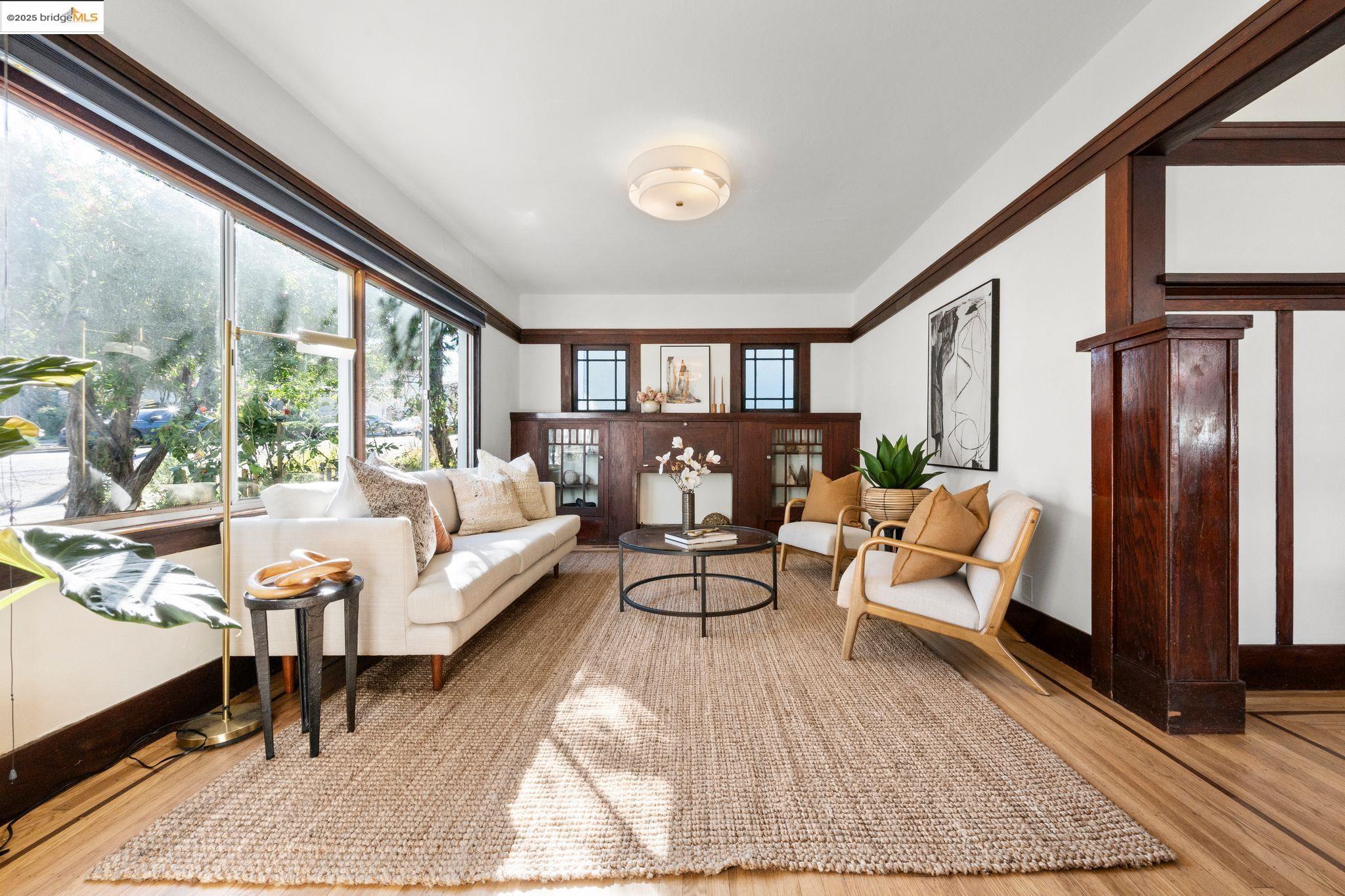 Detail Gallery Image 8 of 42 For 2249 Ransom Ave, Oakland,  CA 94601 - 2 Beds | 1 Baths