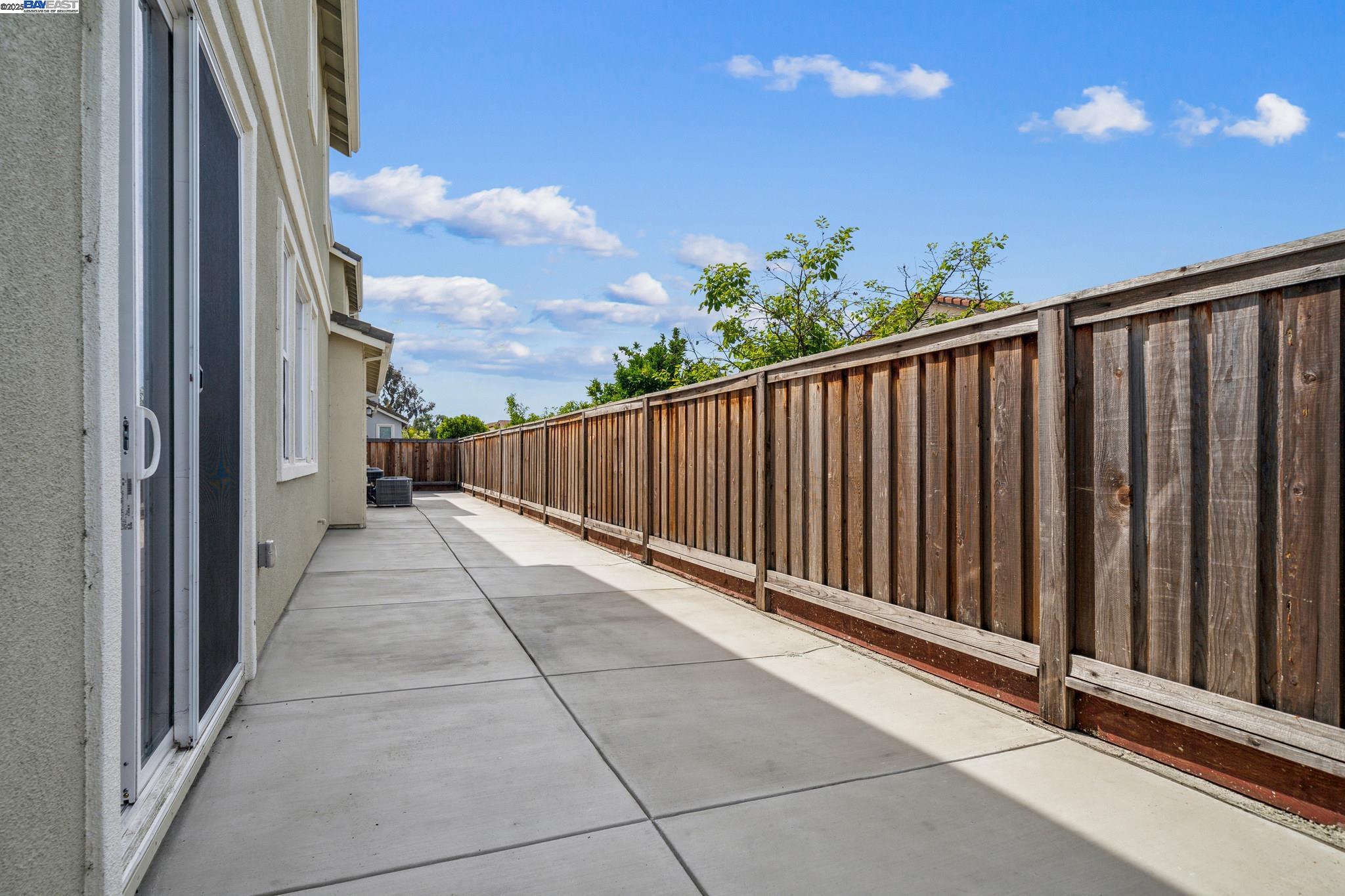 Detail Gallery Image 20 of 29 For 1109 Jason Creek Place, Hayward,  CA 94544 - 5 Beds | 4 Baths