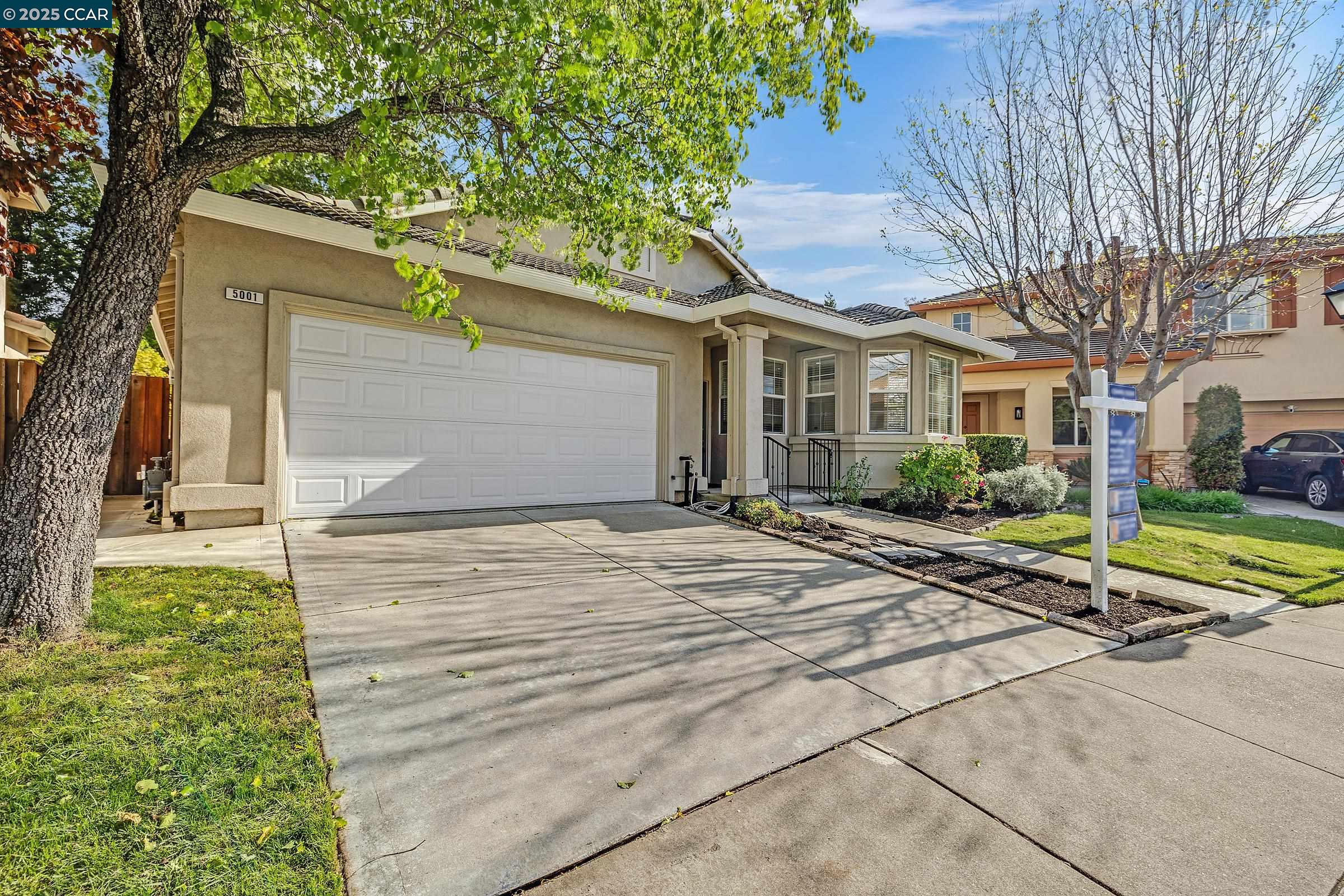 Detail Gallery Image 1 of 1 For 5001 Porta Rossa Cir, Pleasanton,  CA 94588 - 2 Beds | 2 Baths