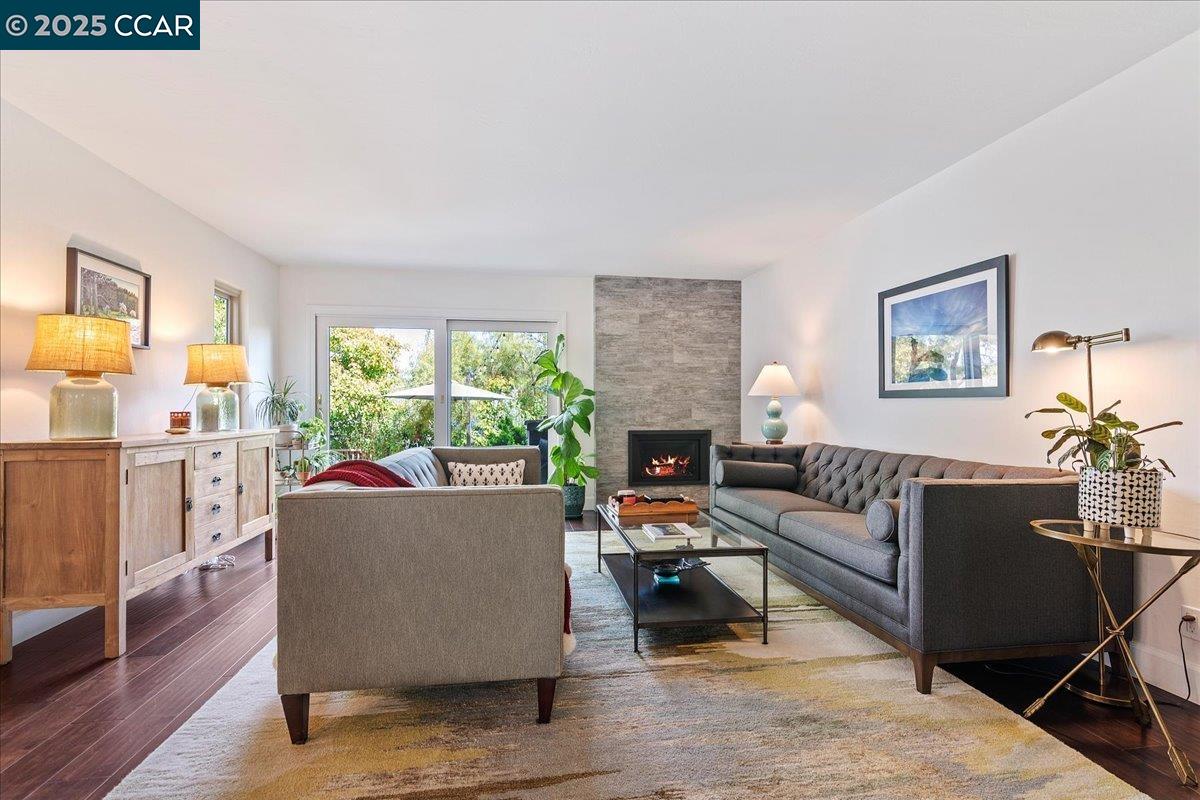Detail Gallery Image 11 of 47 For 5 Doral Dr, Moraga,  CA 94556 - 3 Beds | 2/1 Baths