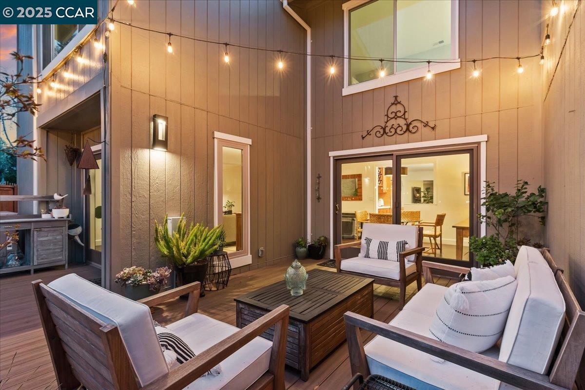 Detail Gallery Image 32 of 47 For 5 Doral Dr, Moraga,  CA 94556 - 3 Beds | 2/1 Baths