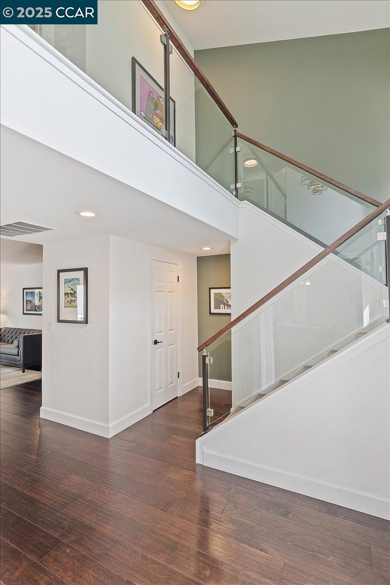 Detail Gallery Image 7 of 47 For 5 Doral Dr, Moraga,  CA 94556 - 3 Beds | 2/1 Baths