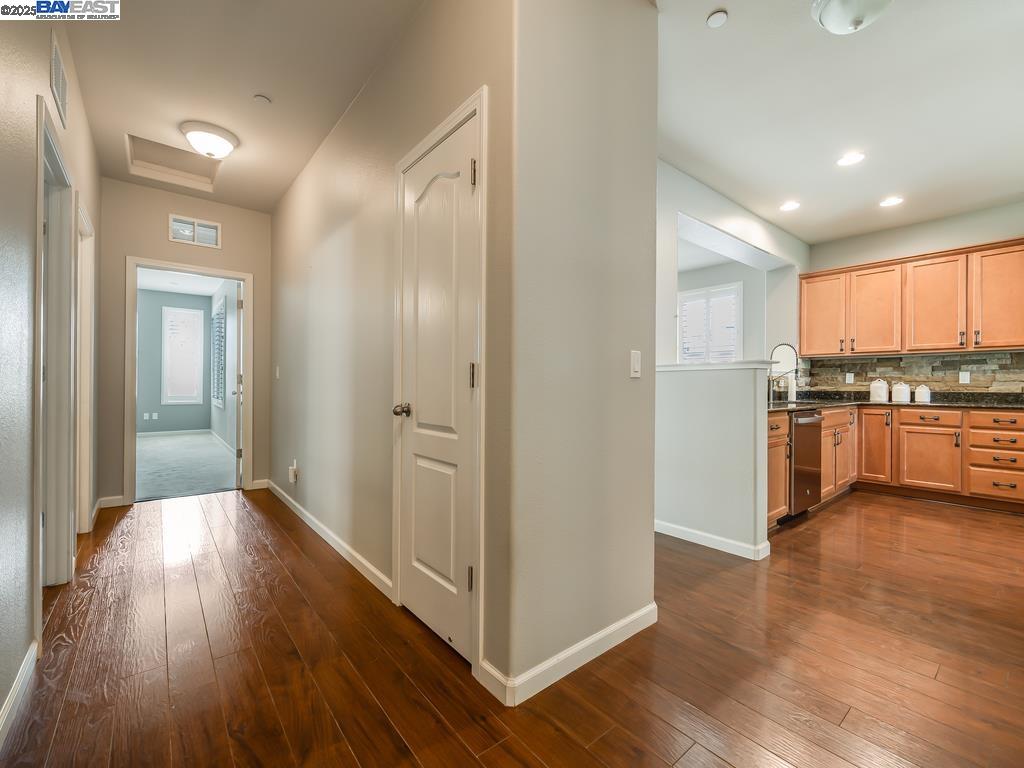 Detail Gallery Image 17 of 33 For 1178 Tropicana Ln, Brentwood,  CA 94513 - 3 Beds | 2 Baths