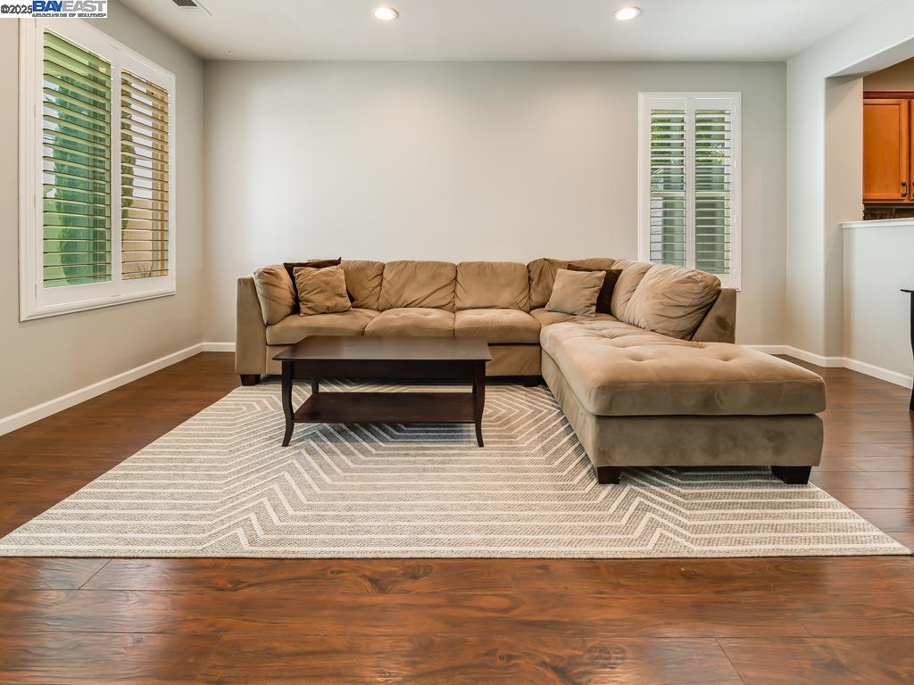 Detail Gallery Image 8 of 33 For 1178 Tropicana Ln, Brentwood,  CA 94513 - 3 Beds | 2 Baths