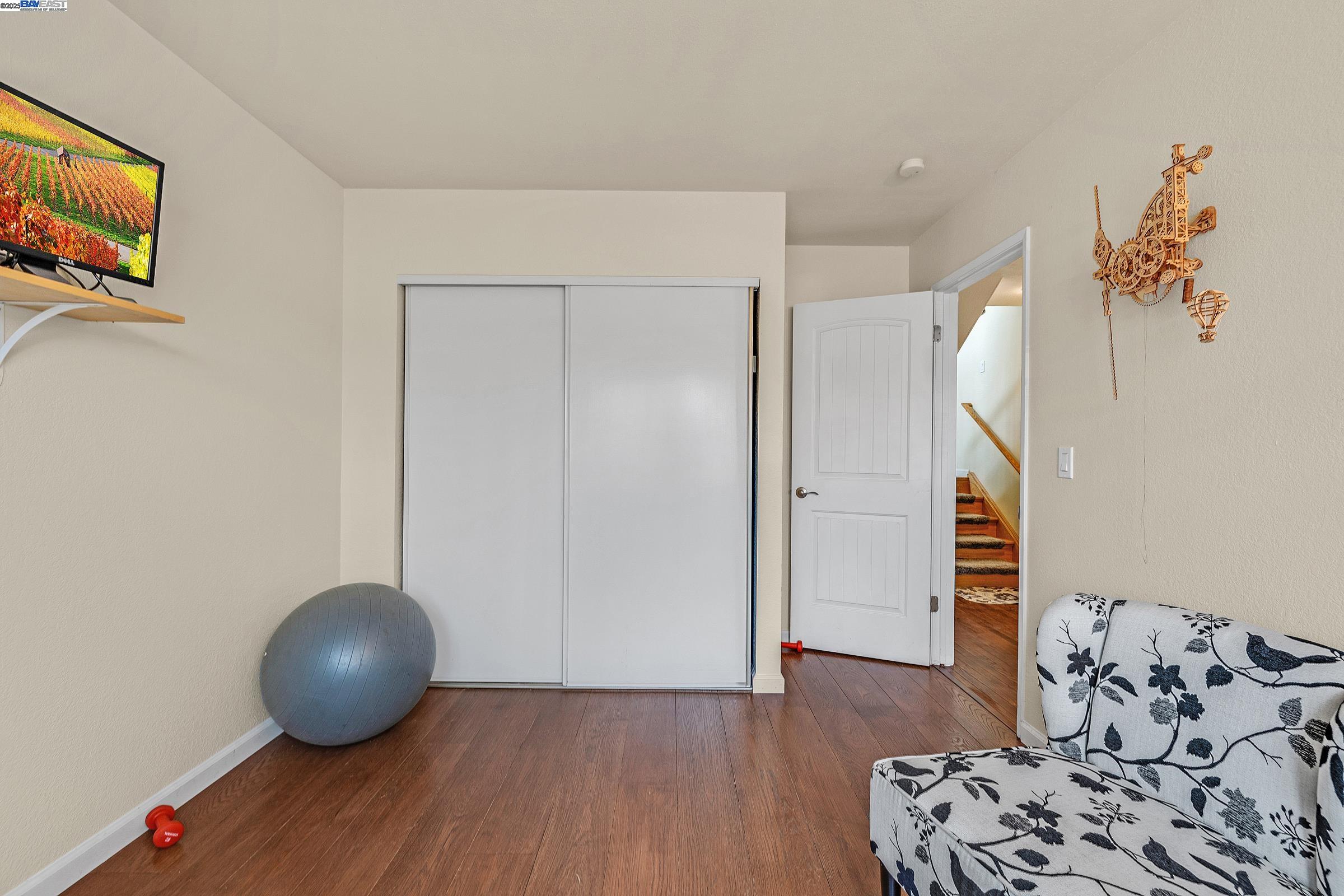 property-img