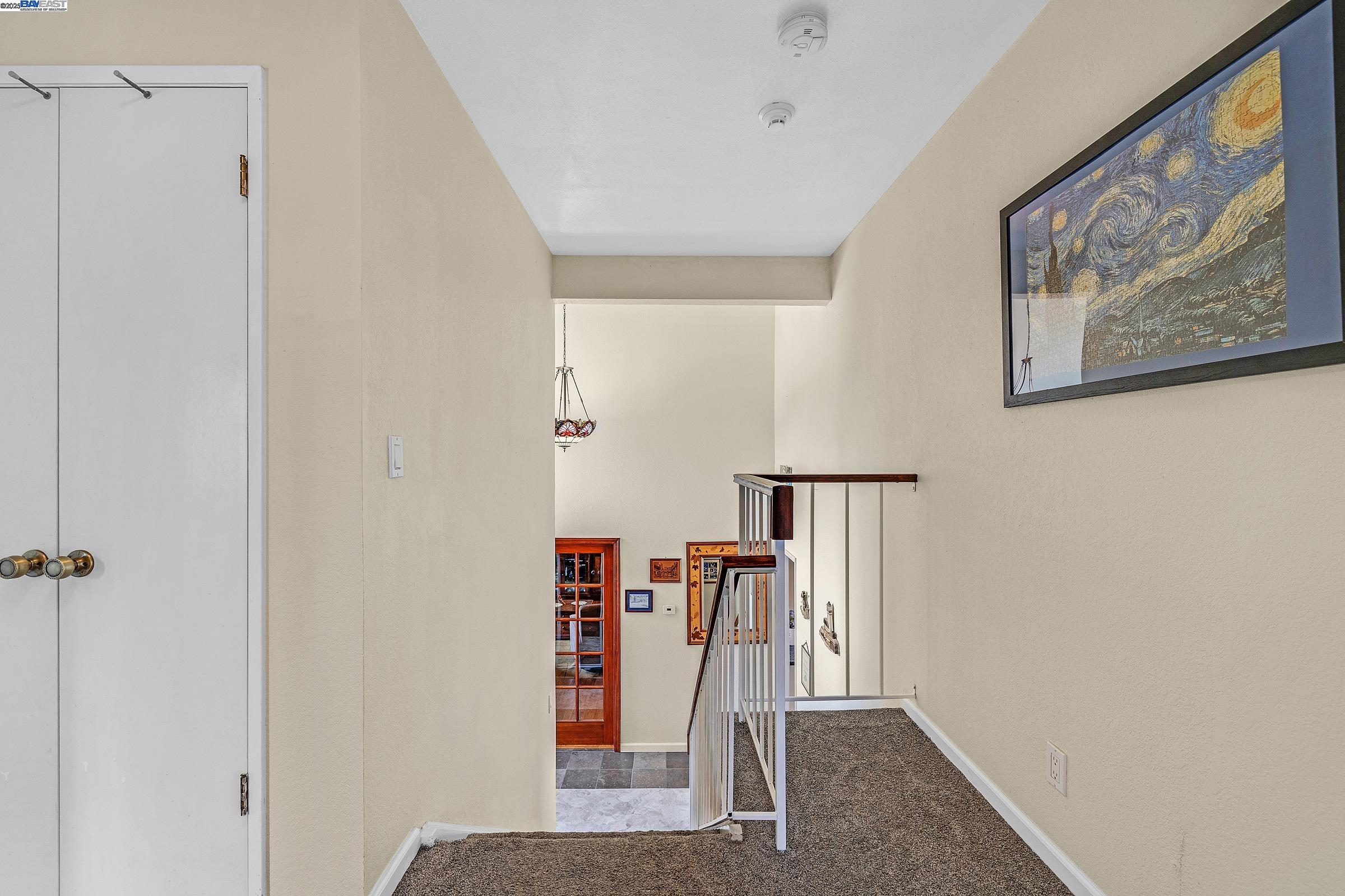 property-img